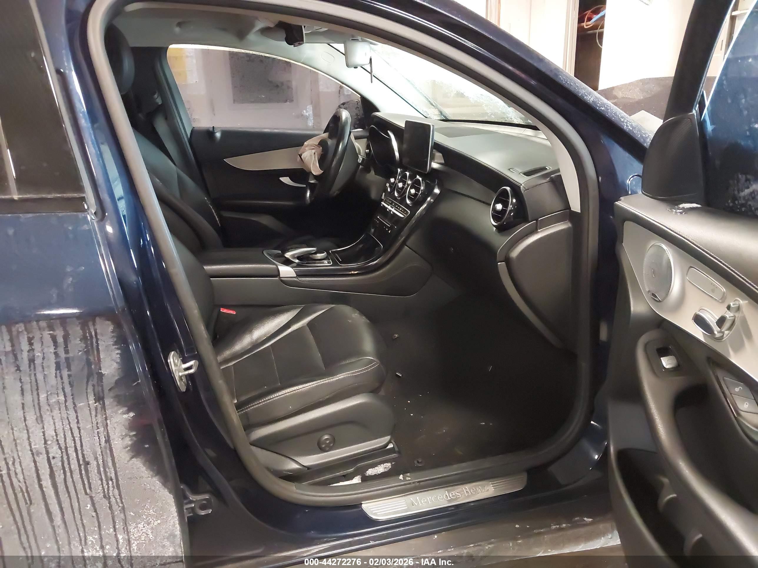 MERCEDES-BENZ GLC image 5