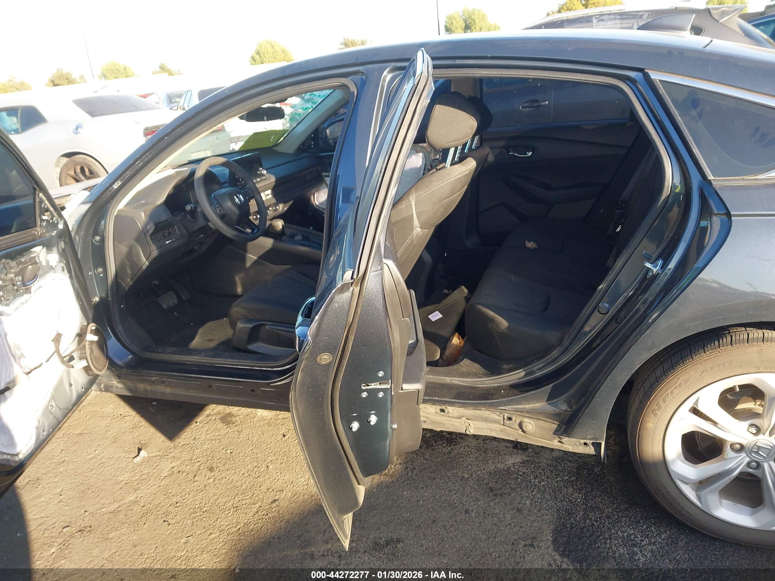 HONDA ACCORD image 8