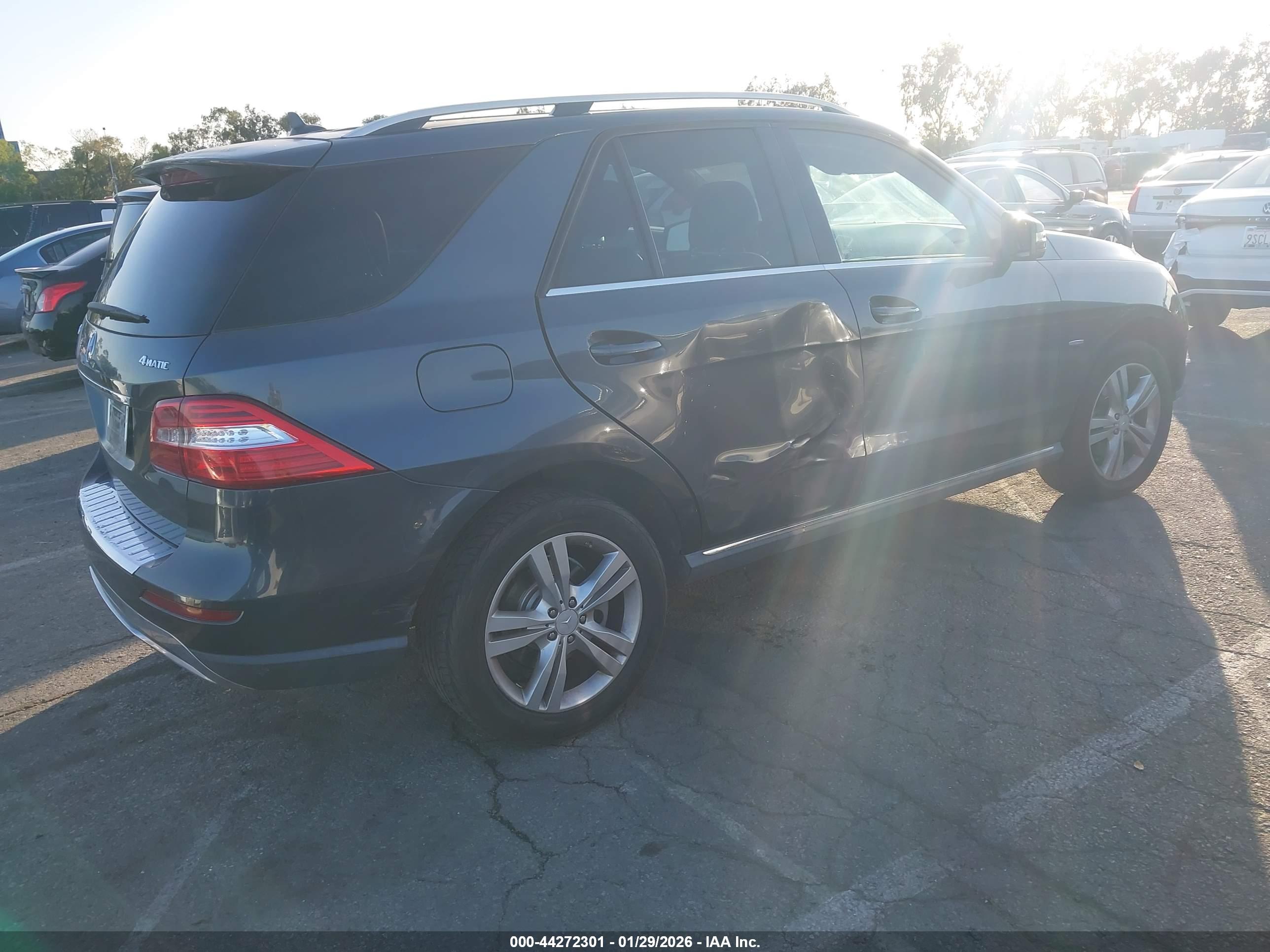MERCEDES-BENZ ML image 4