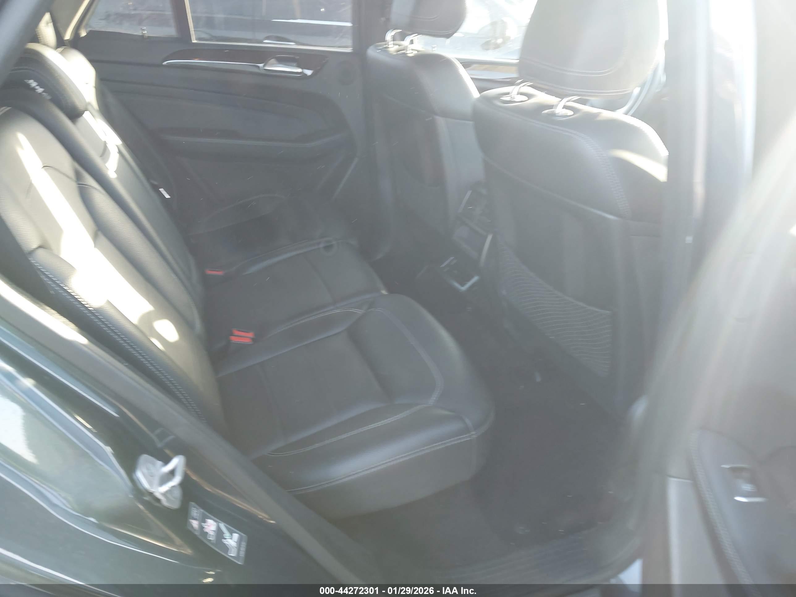 MERCEDES-BENZ ML image 8