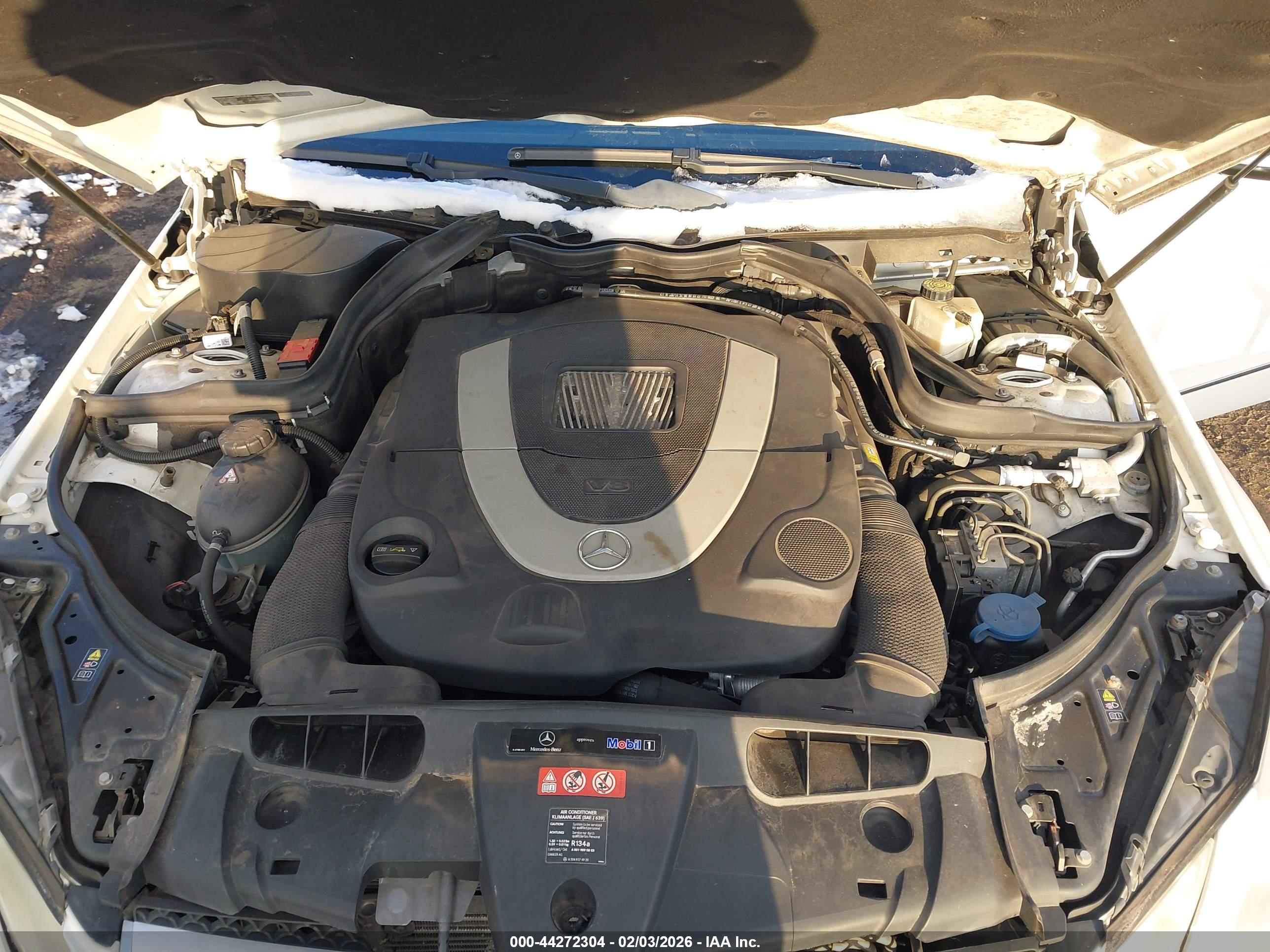 MERCEDES-BENZ E image 10
