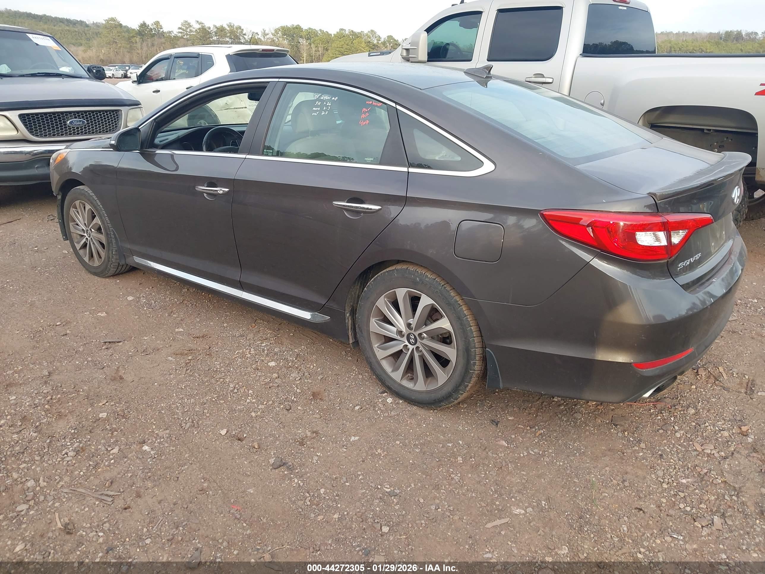 HYUNDAI SONATA image 3