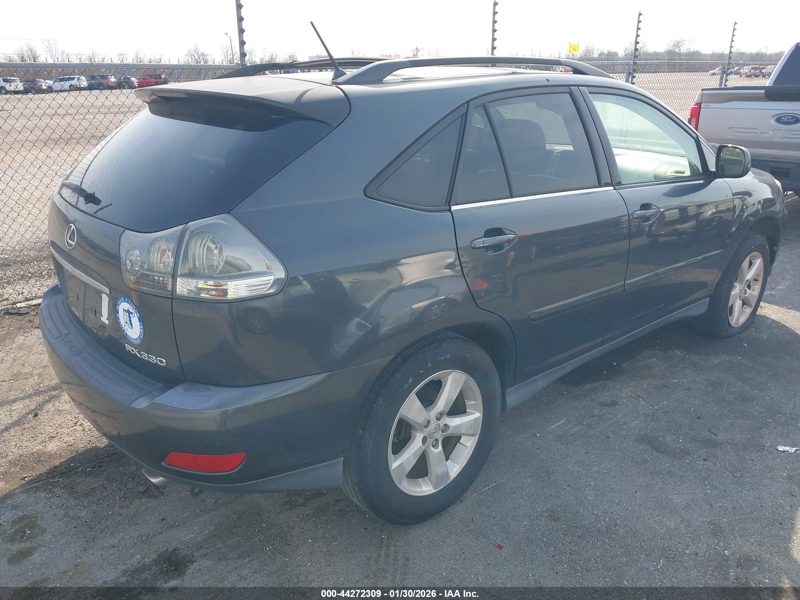 LEXUS RX image 4