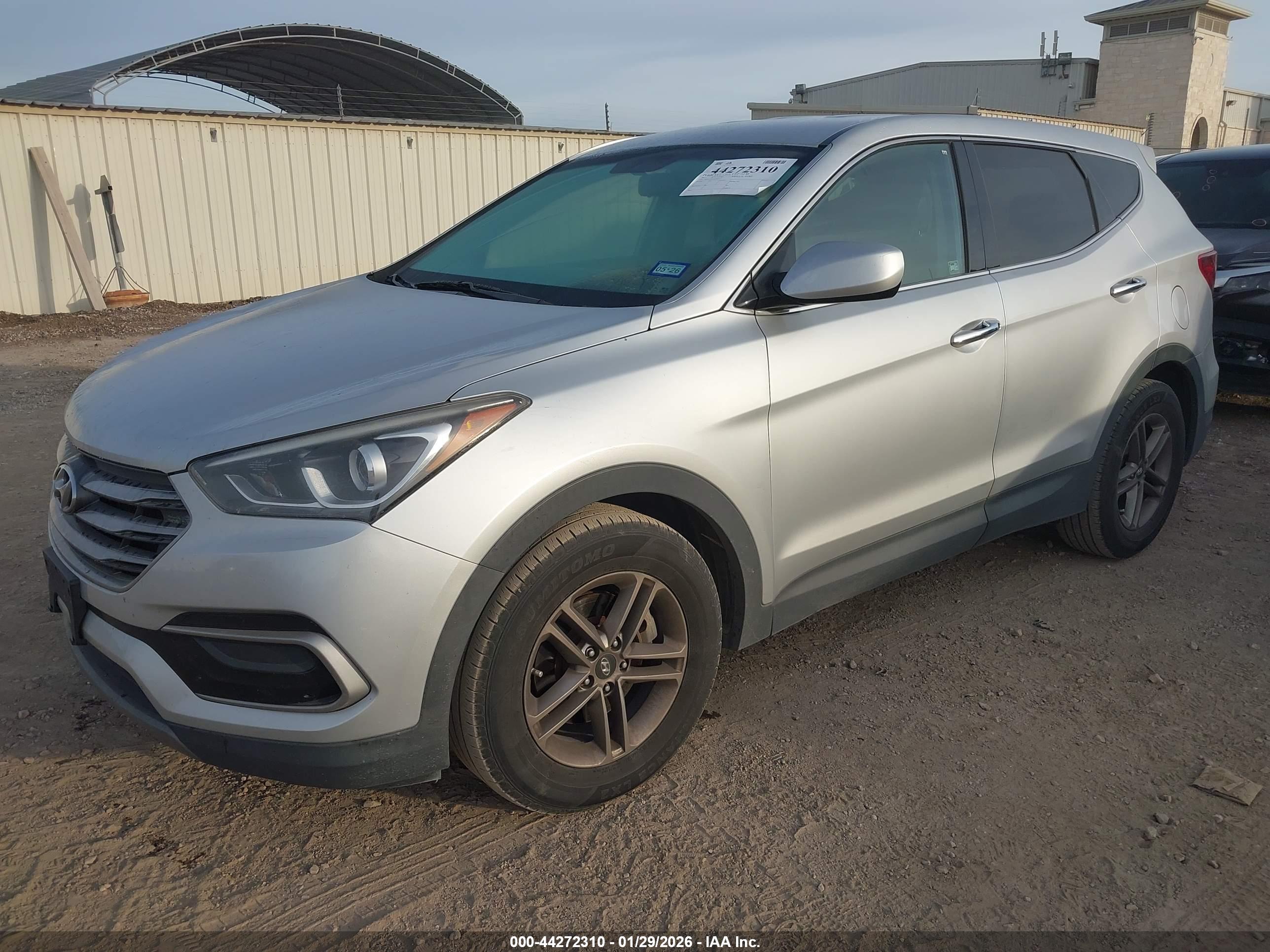 HYUNDAI SANTA image 2