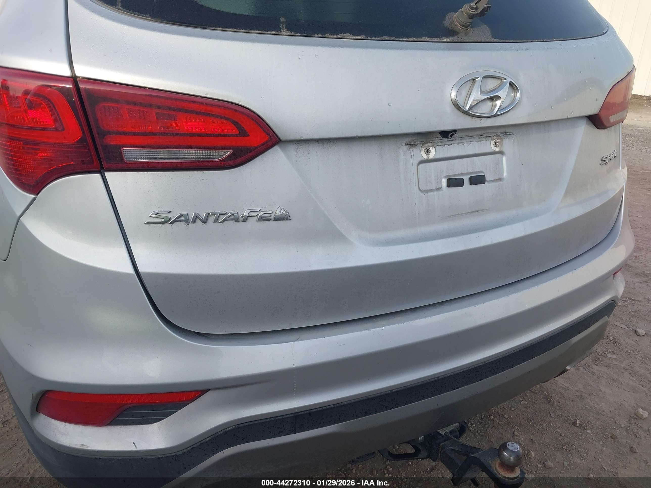 HYUNDAI SANTA image 6