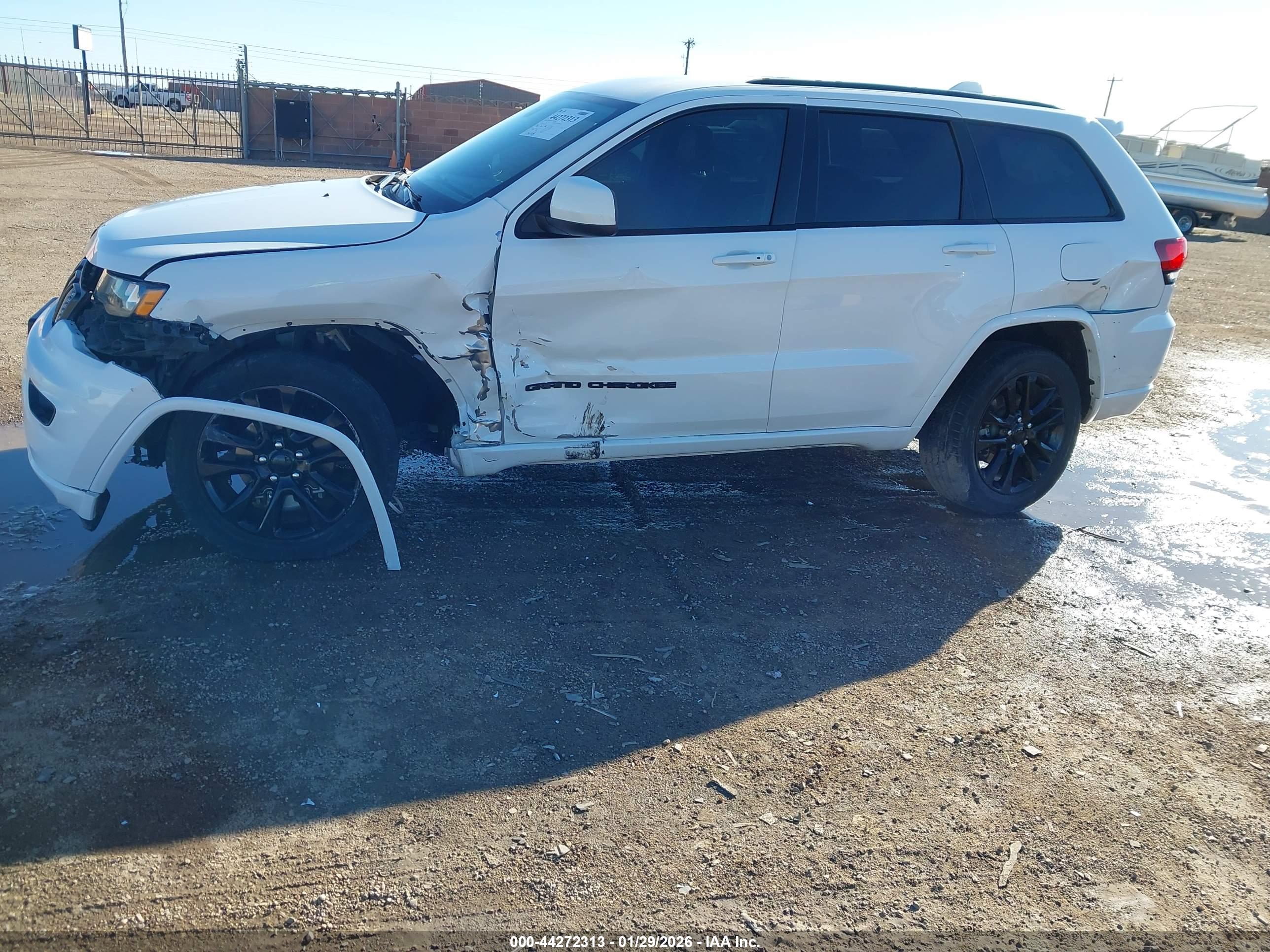JEEP GRAND image 6