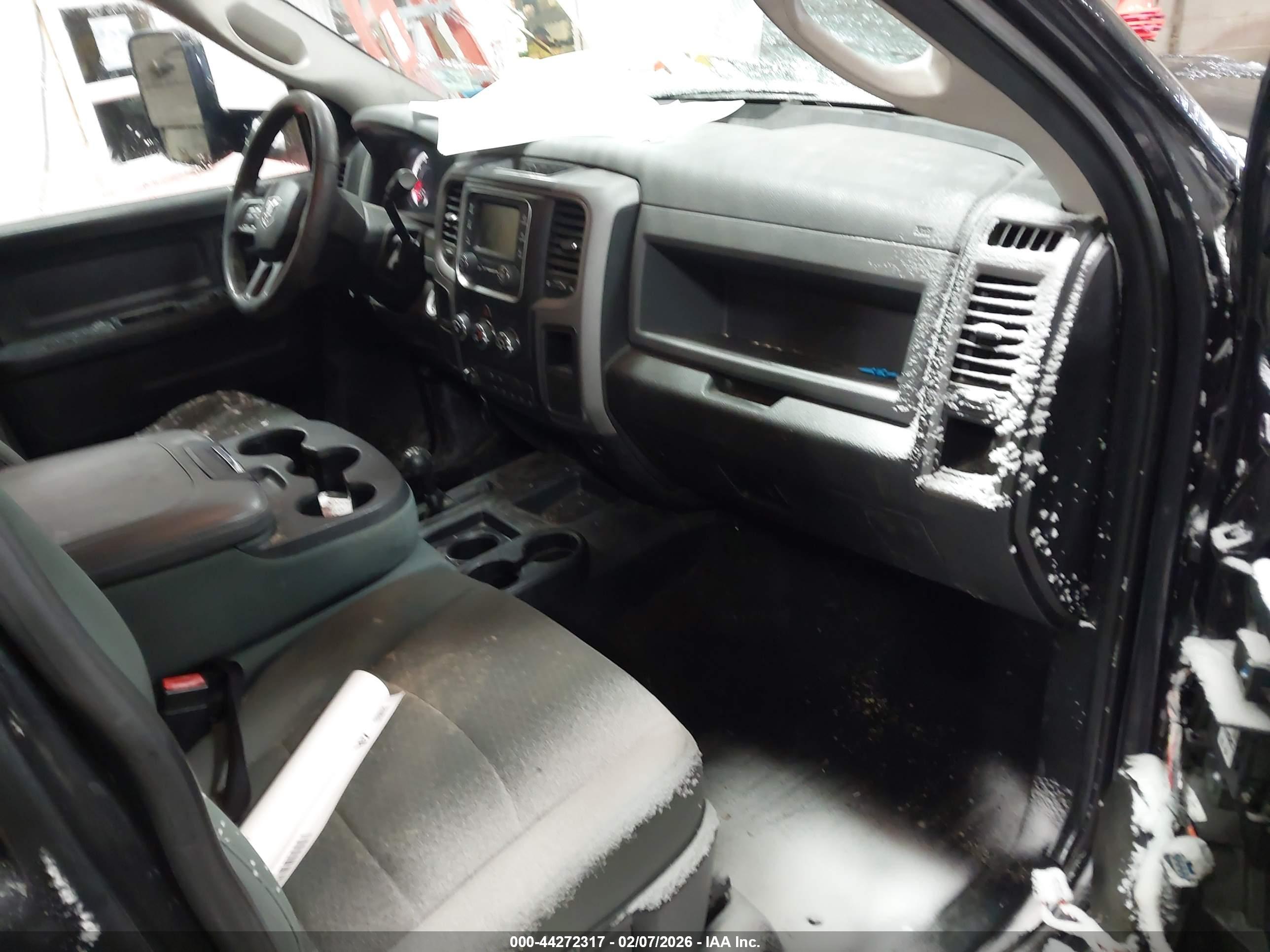 RAM 2500 image 5