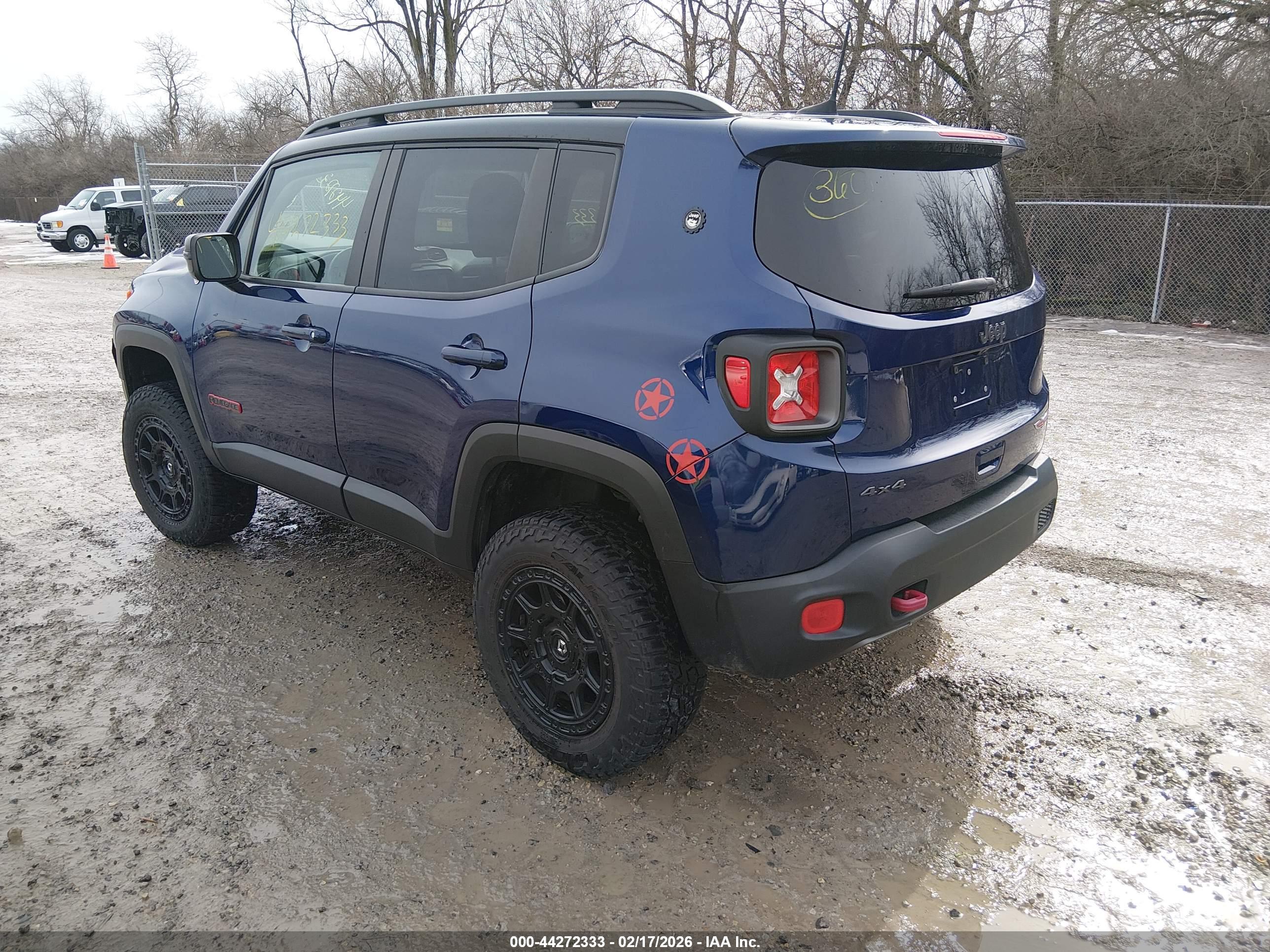 JEEP RENEGADE image 3