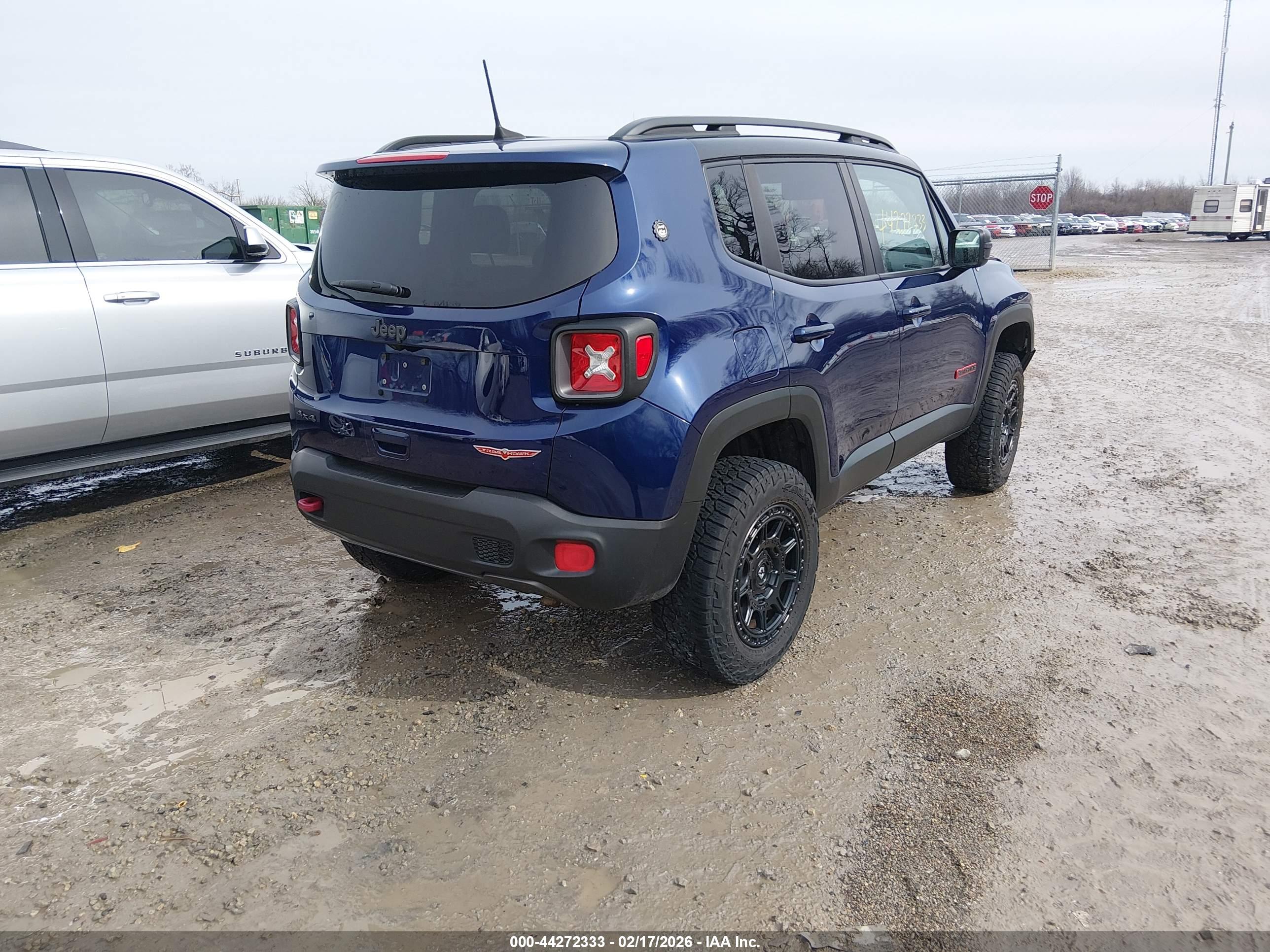 JEEP RENEGADE image 4