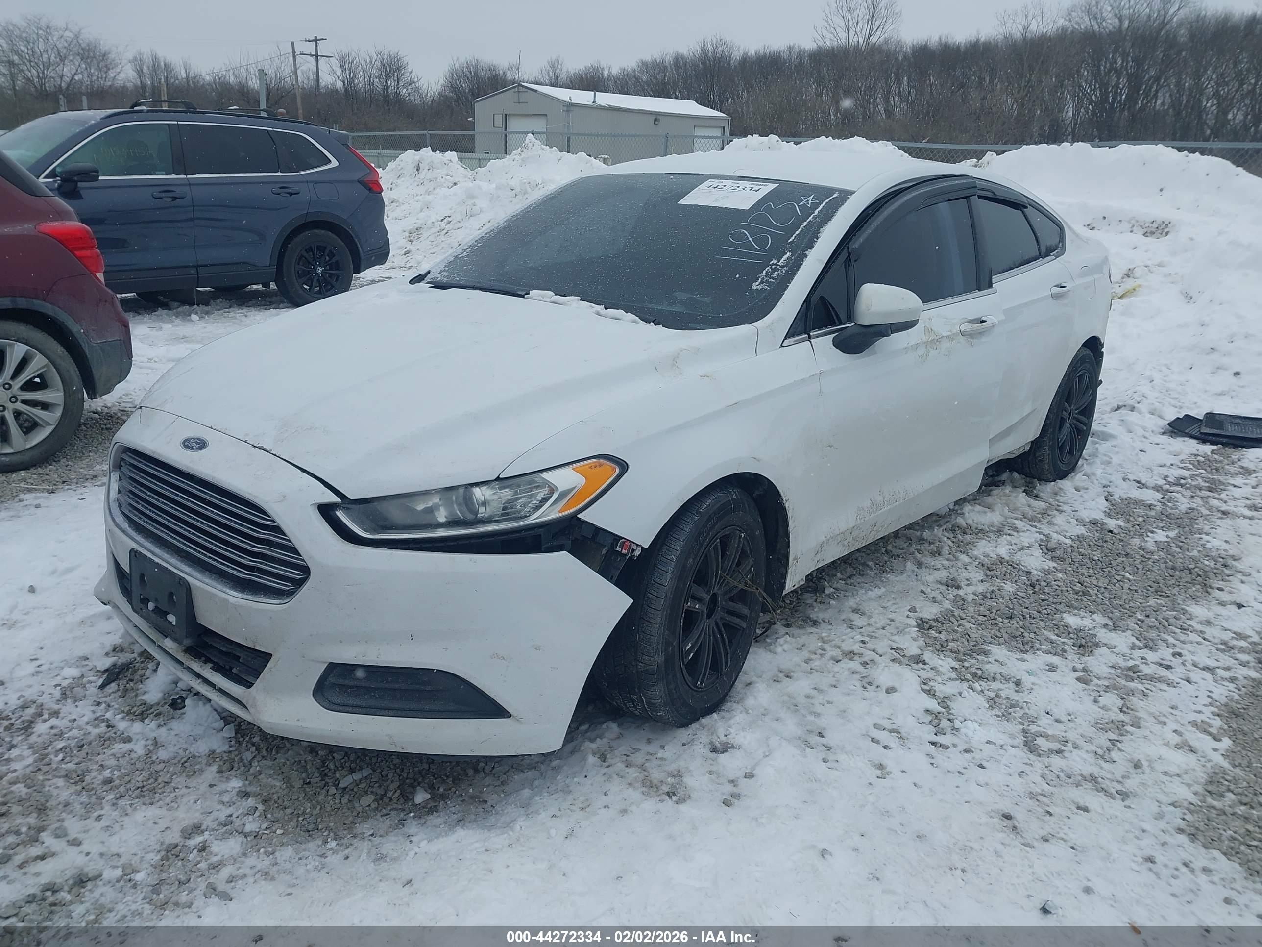 FORD FUSION image 2