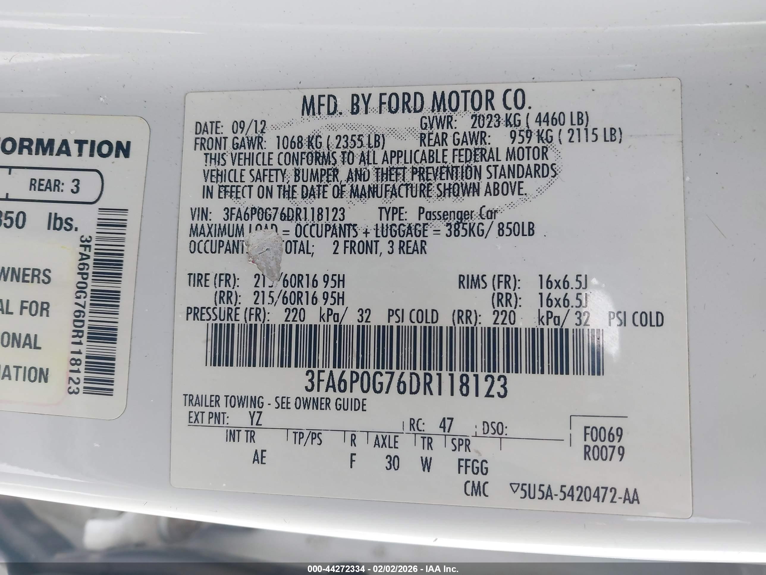 FORD FUSION image 9