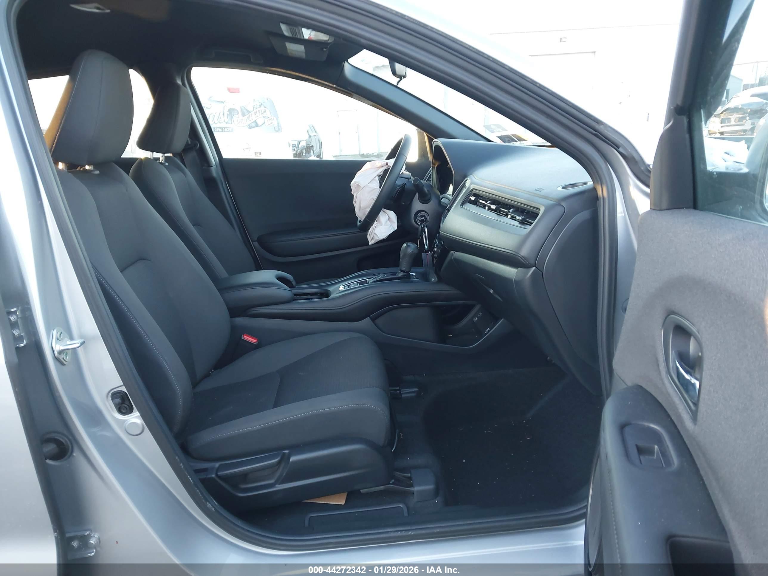HONDA HR-V image 5