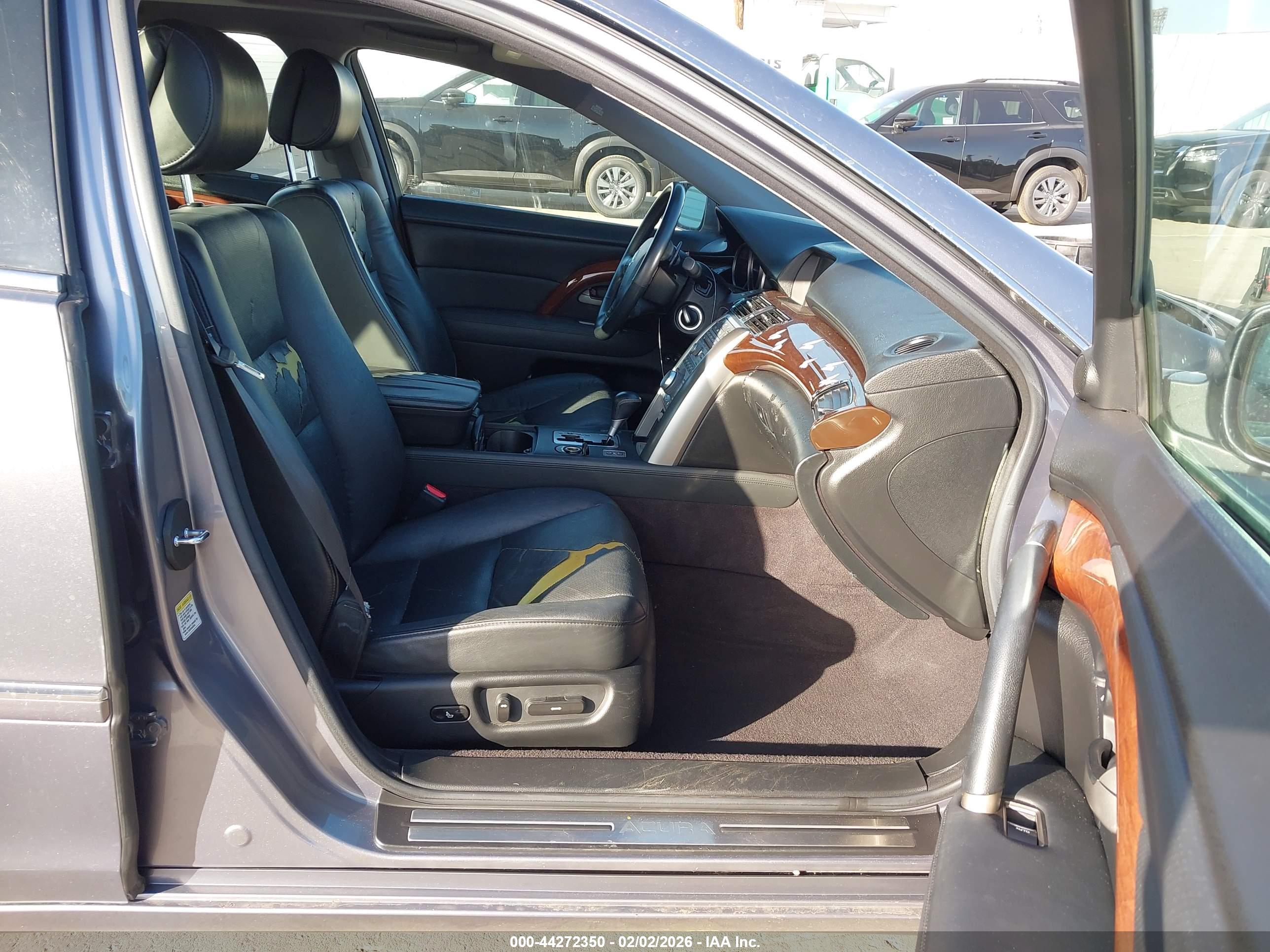 ACURA RL image 5