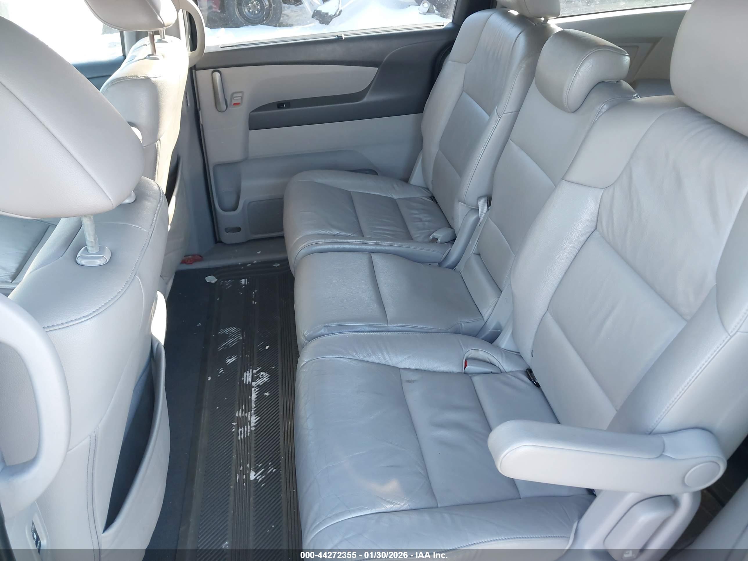 HONDA ODYSSEY image 8