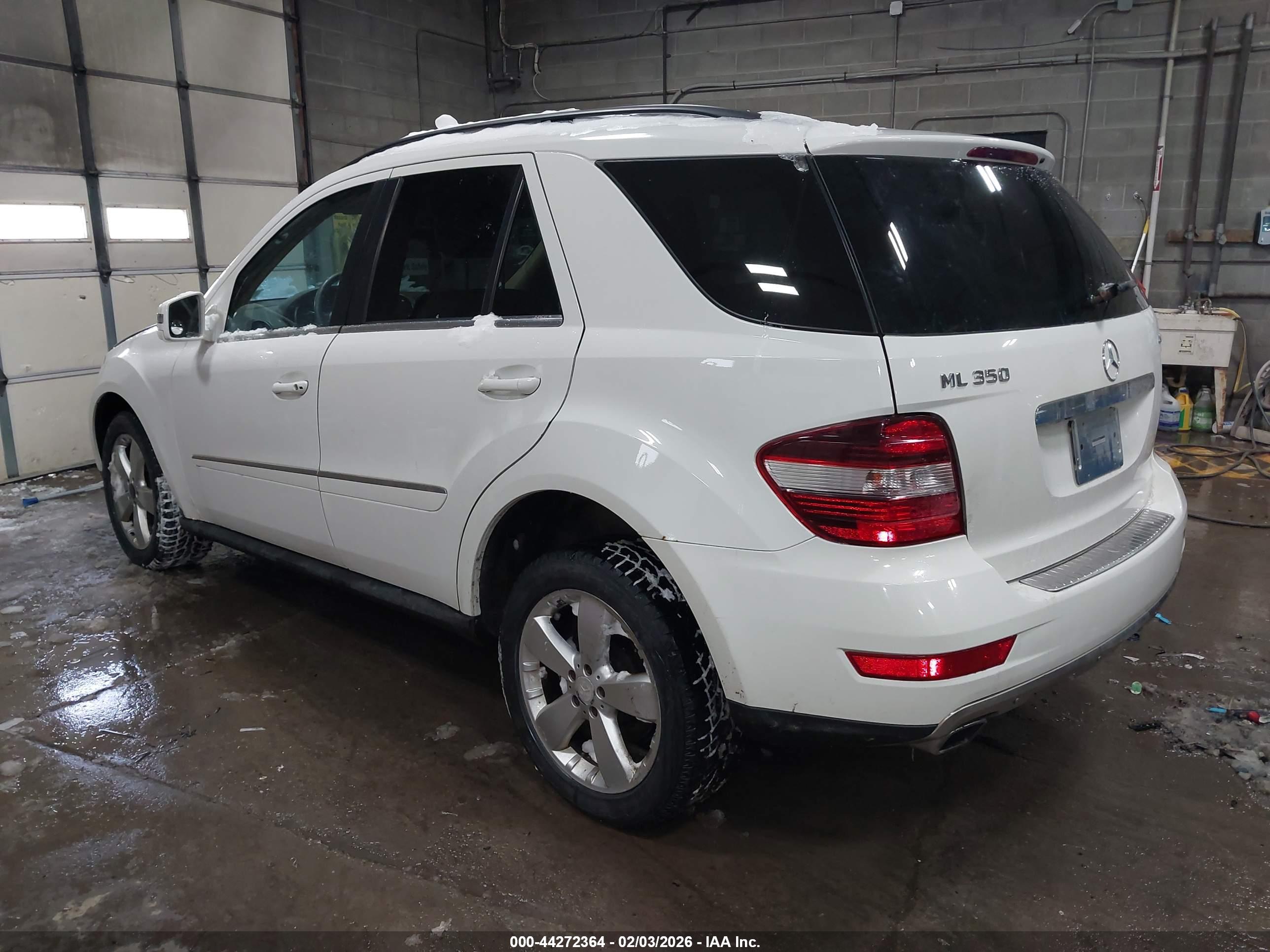 MERCEDES-BENZ ML image 3