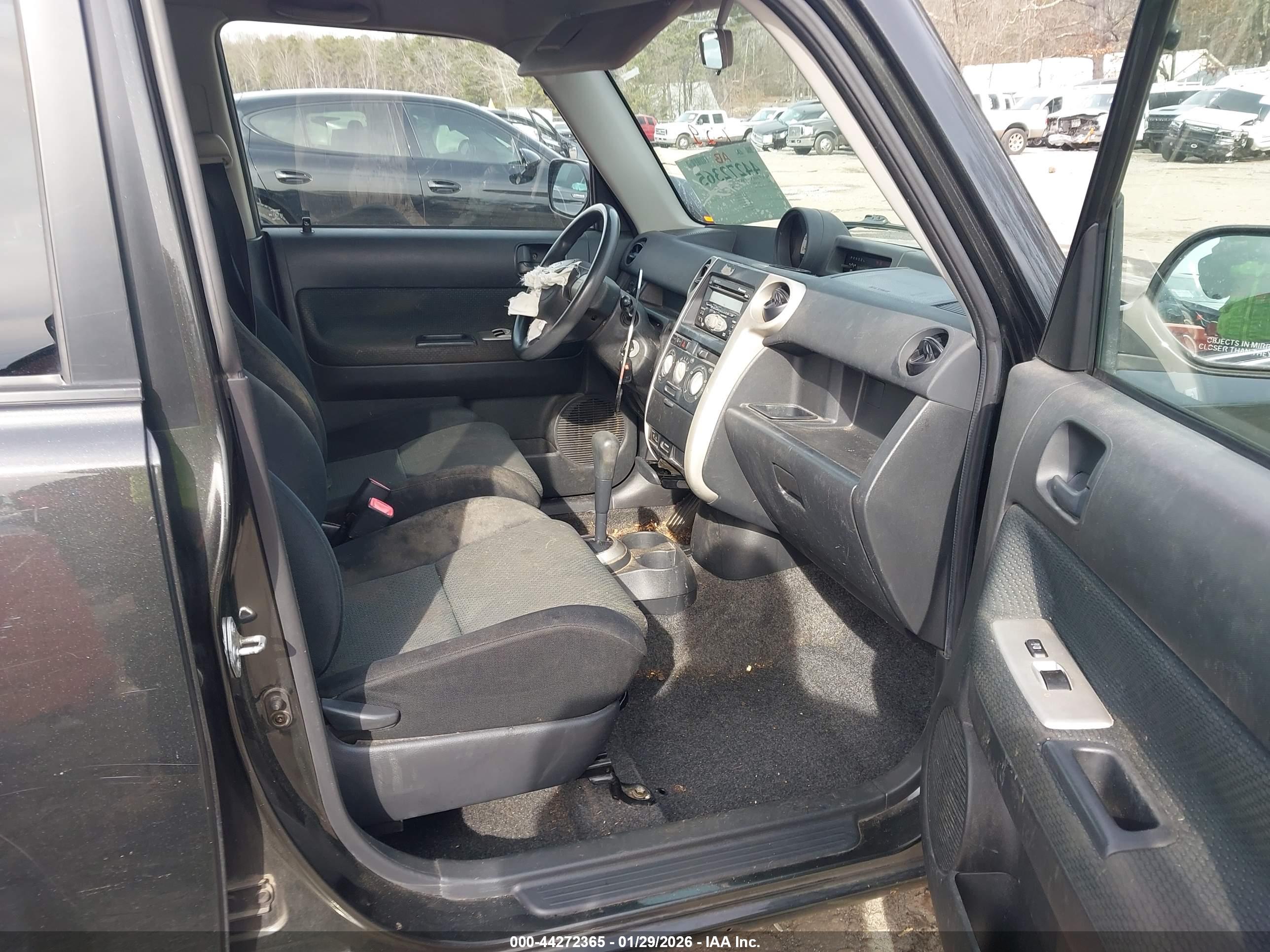 SCION XB image 5