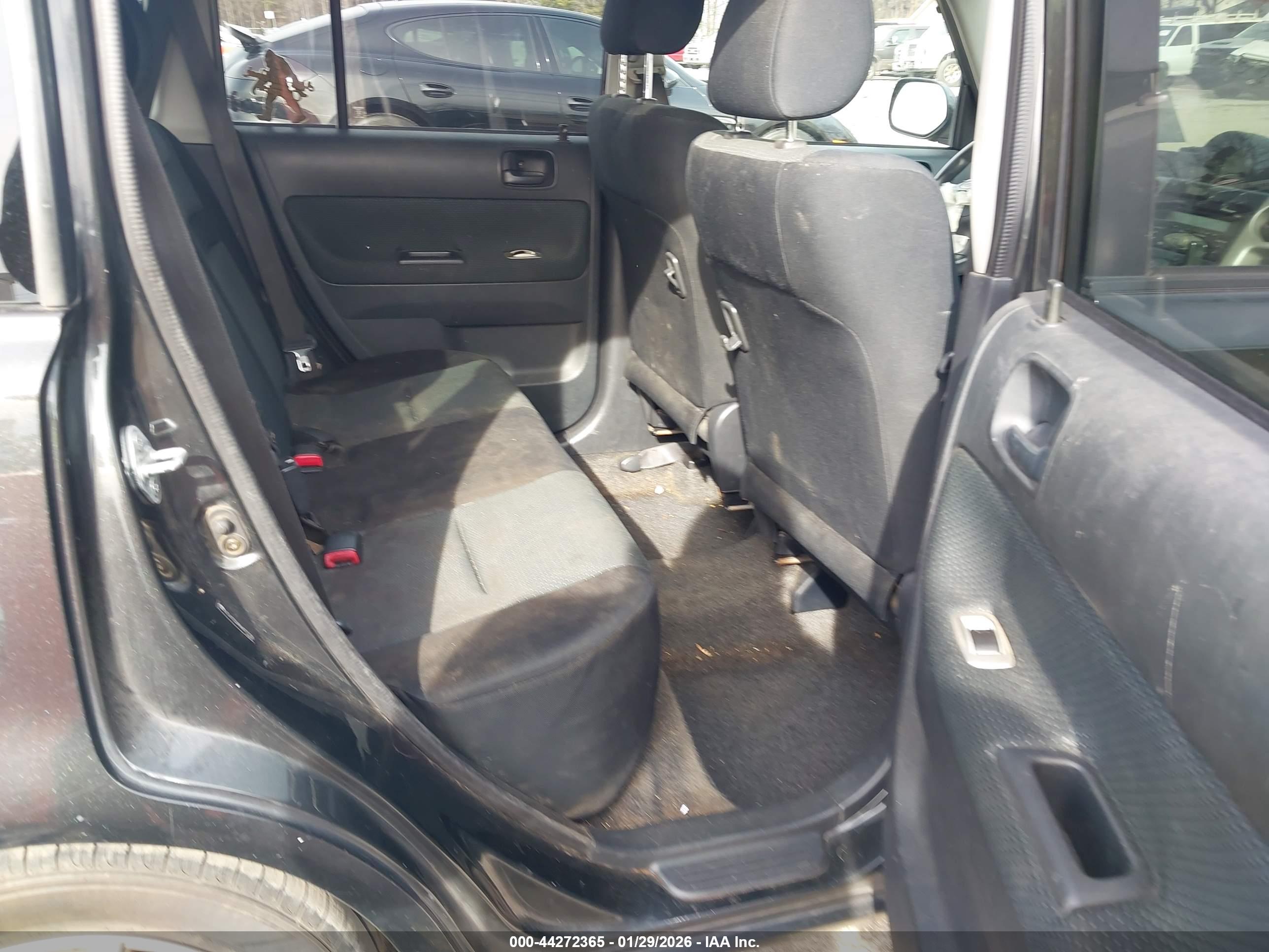 SCION XB image 8