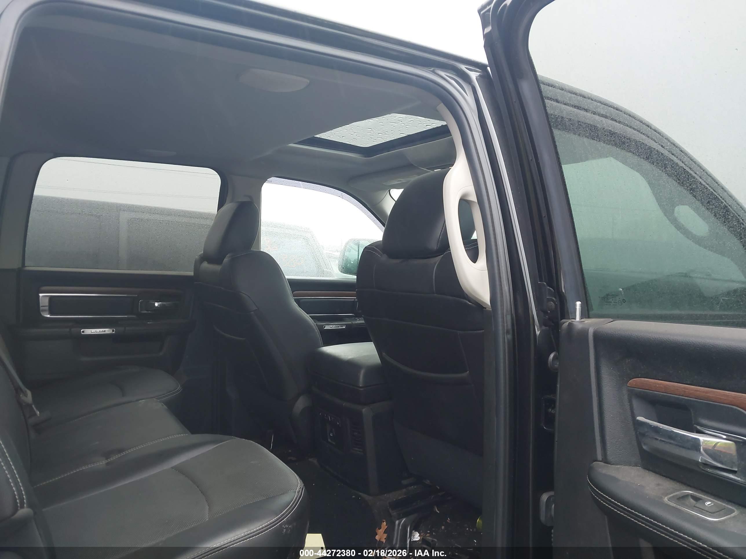 RAM 3500 image 8