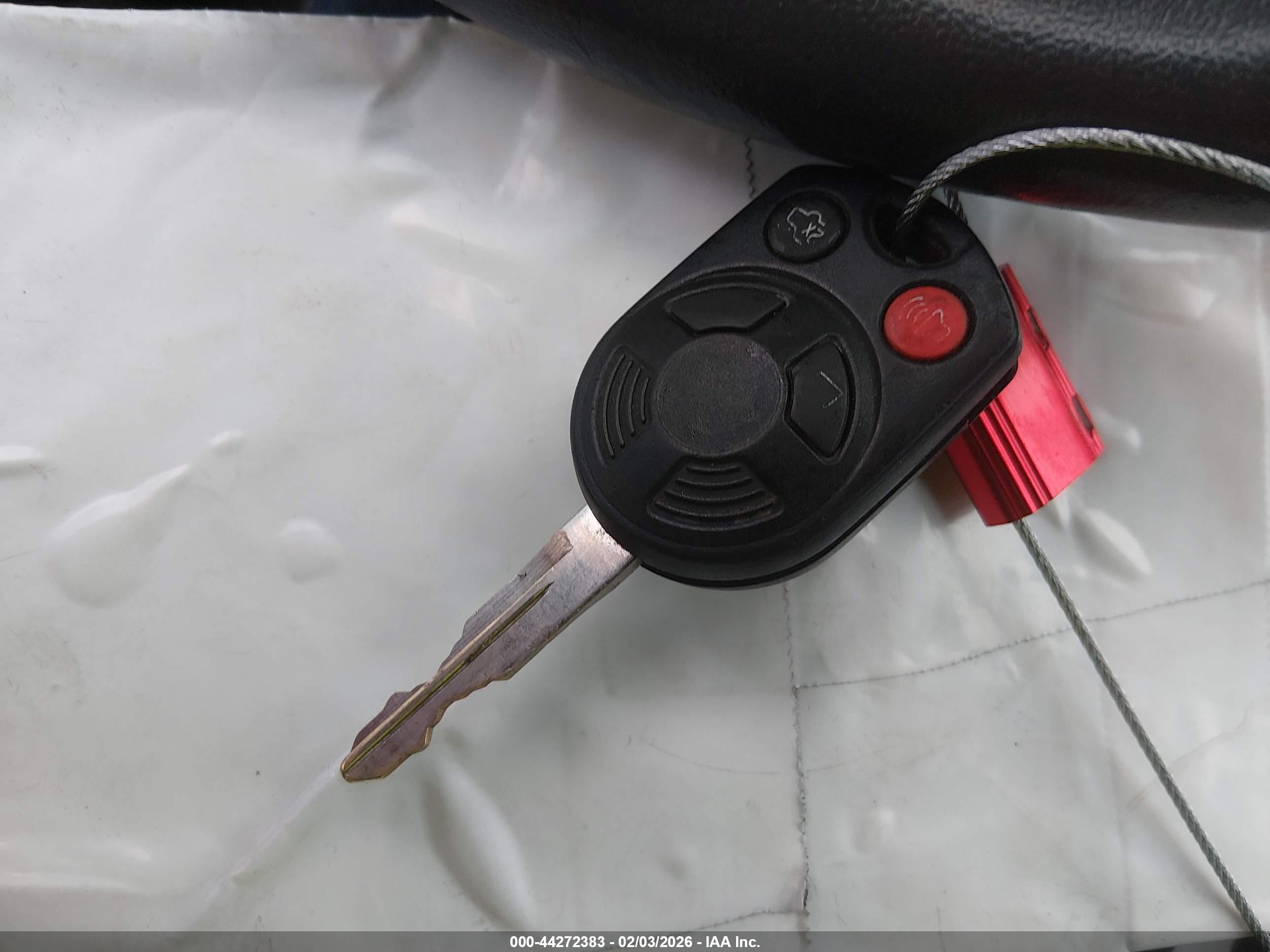 FORD FUSION image 11