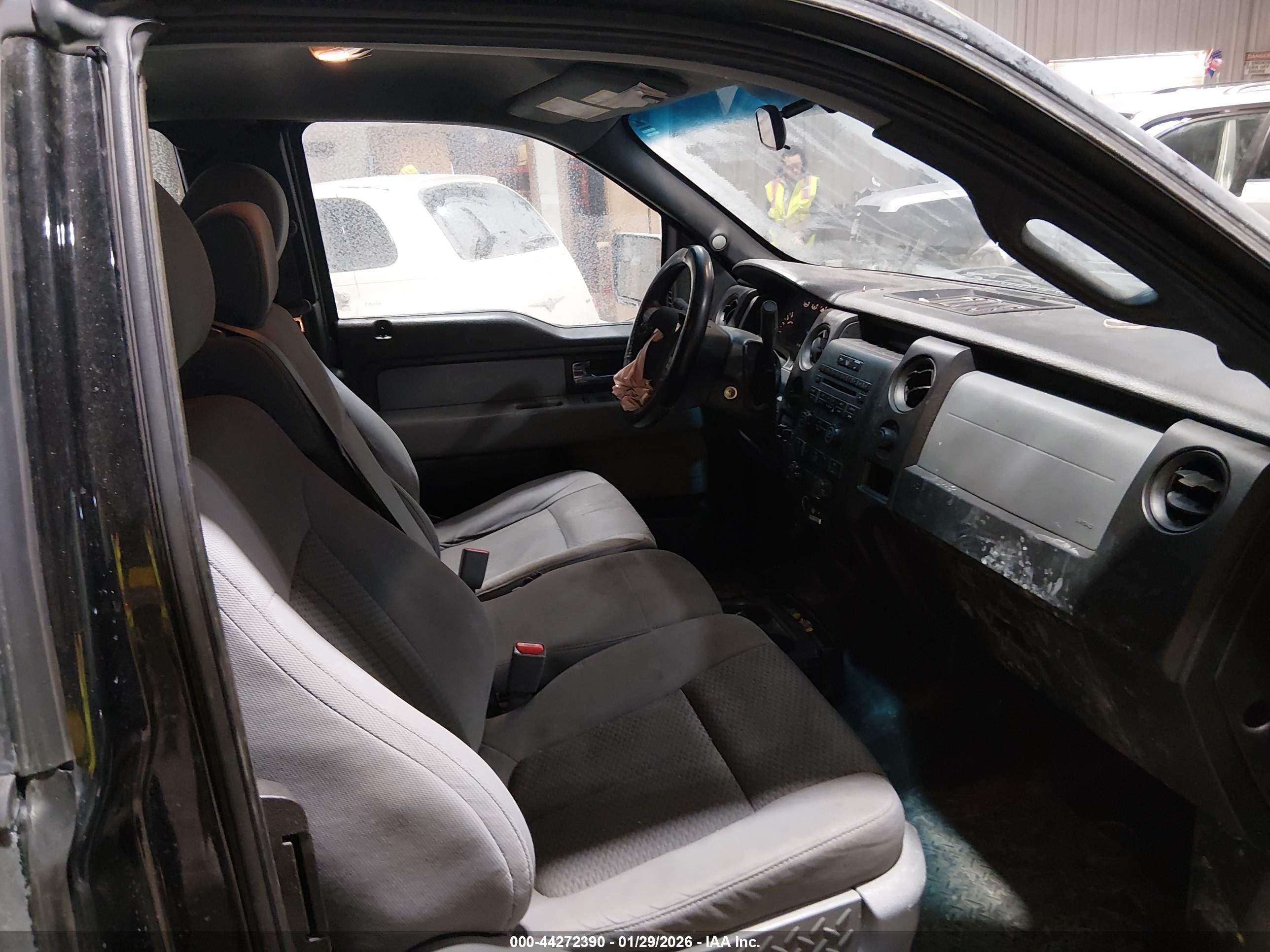 FORD F-150 image 5