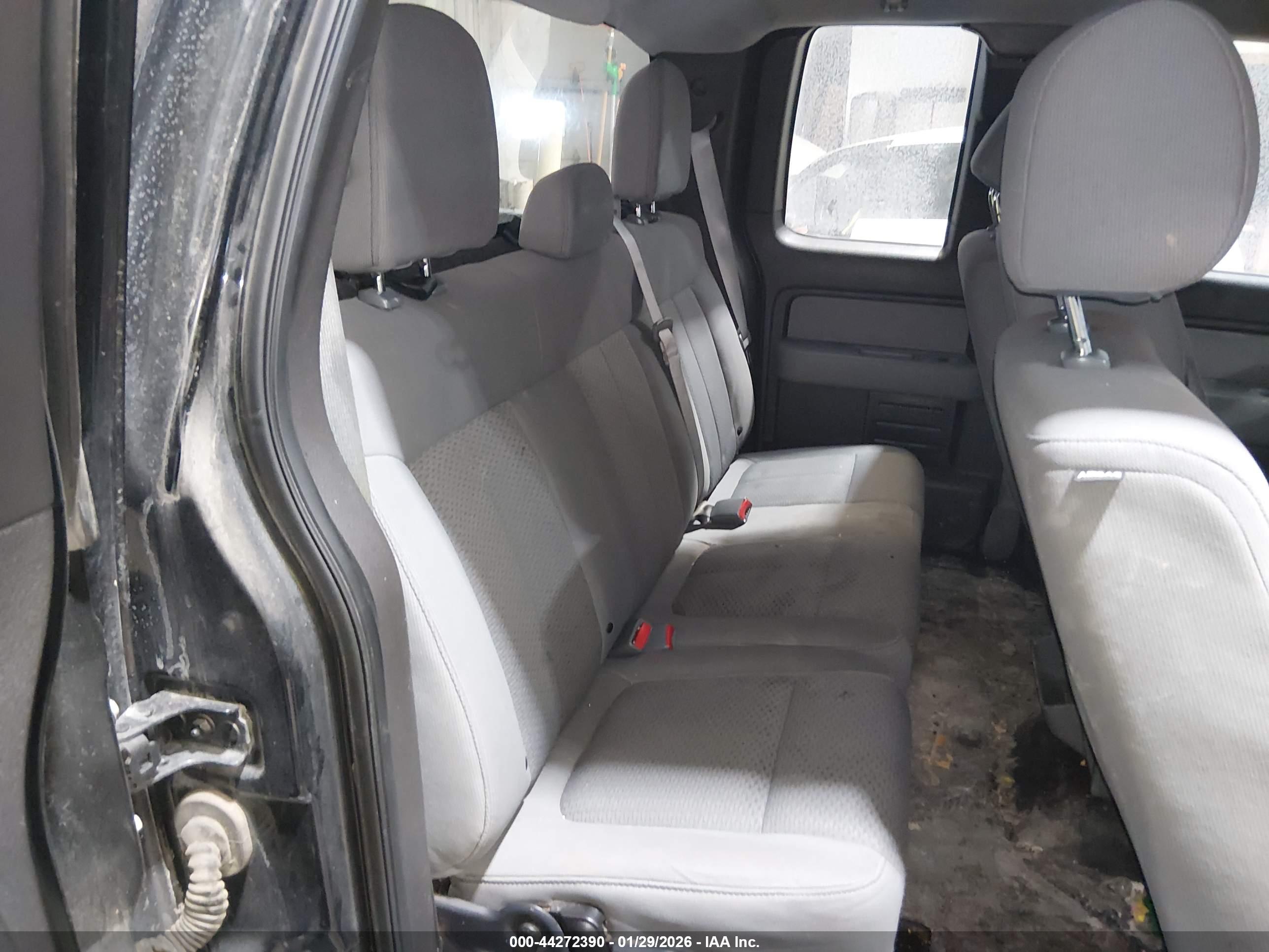 FORD F-150 image 8