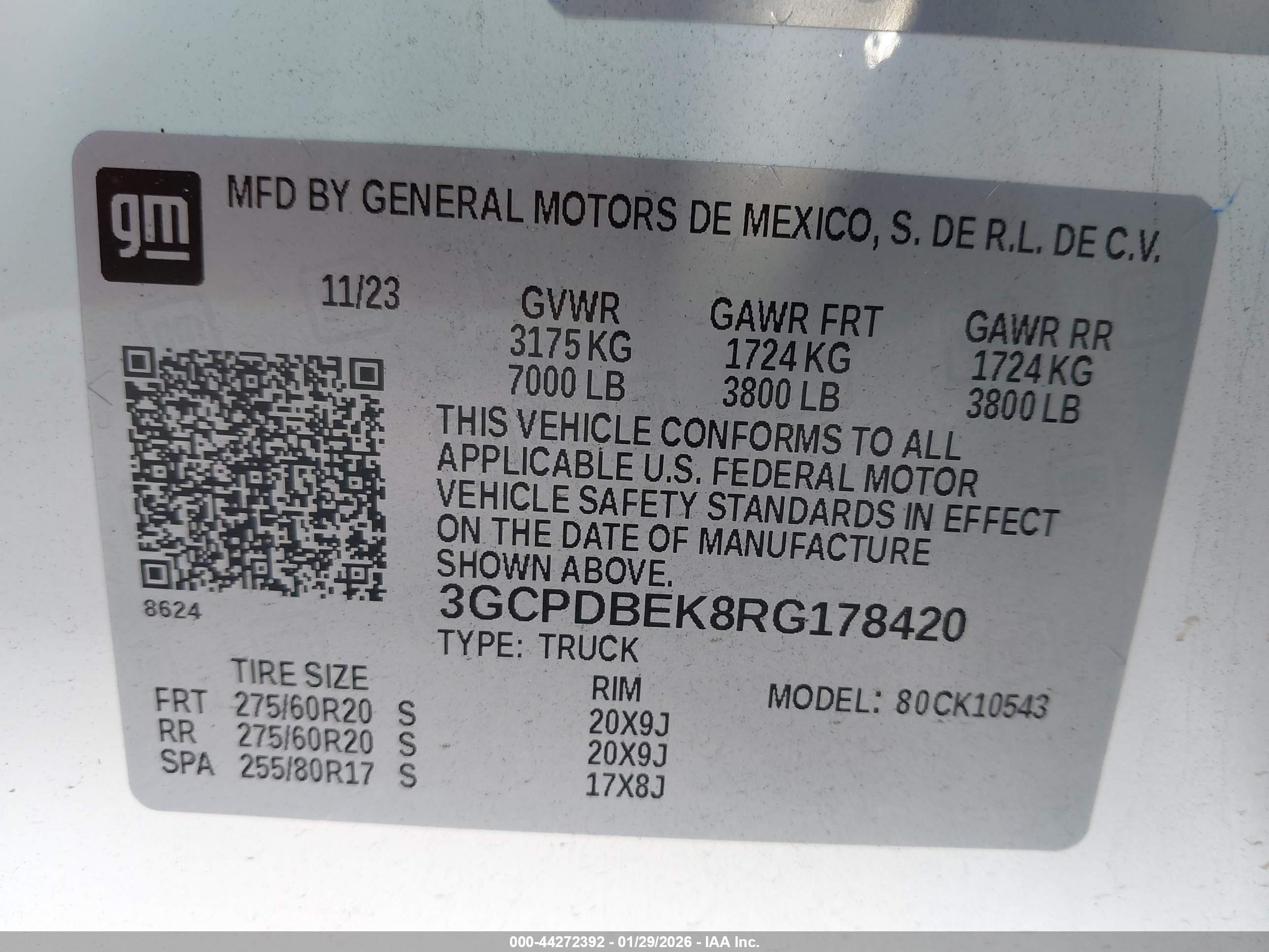 CHEVROLET SILVERADO image 9