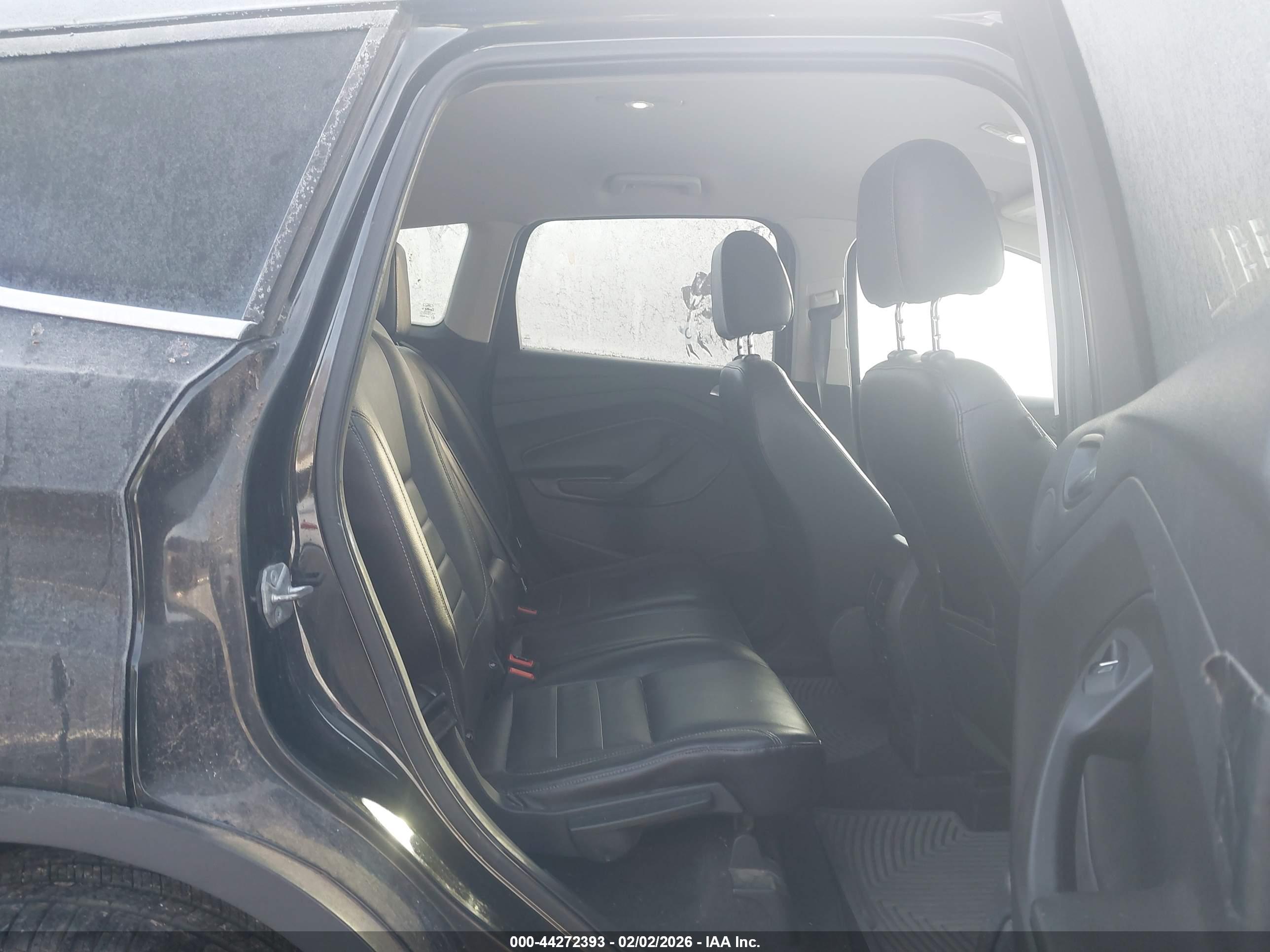 FORD ESCAPE image 8