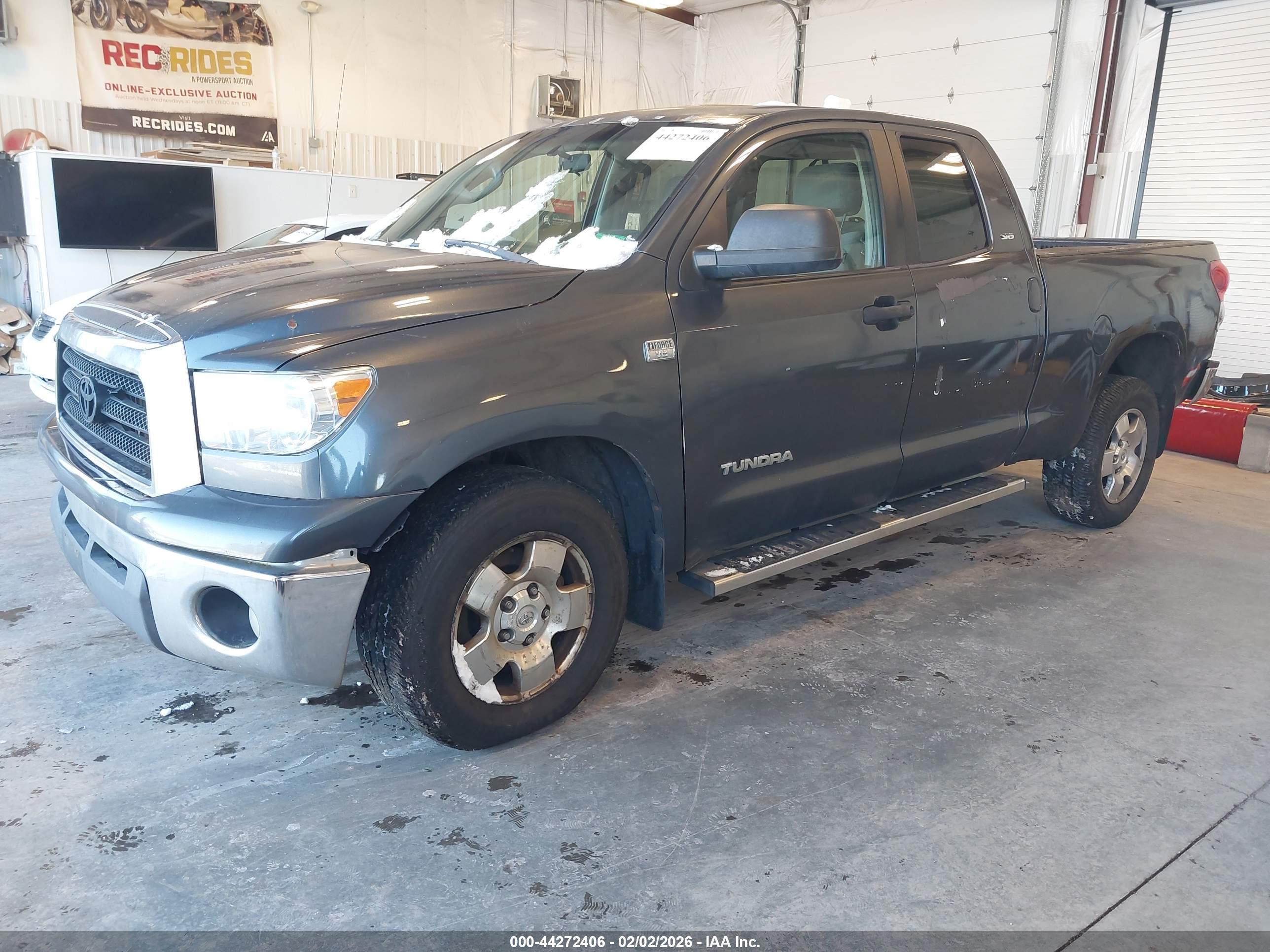 TOYOTA TUNDRA image 2