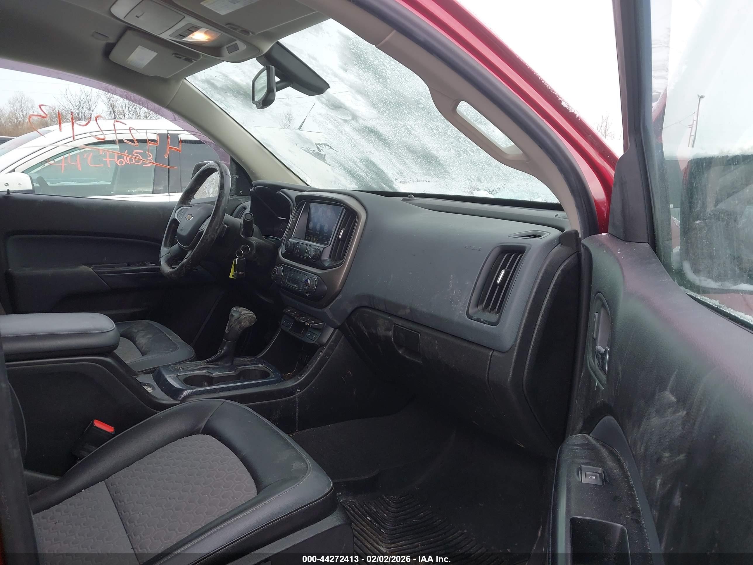 CHEVROLET COLORADO image 5