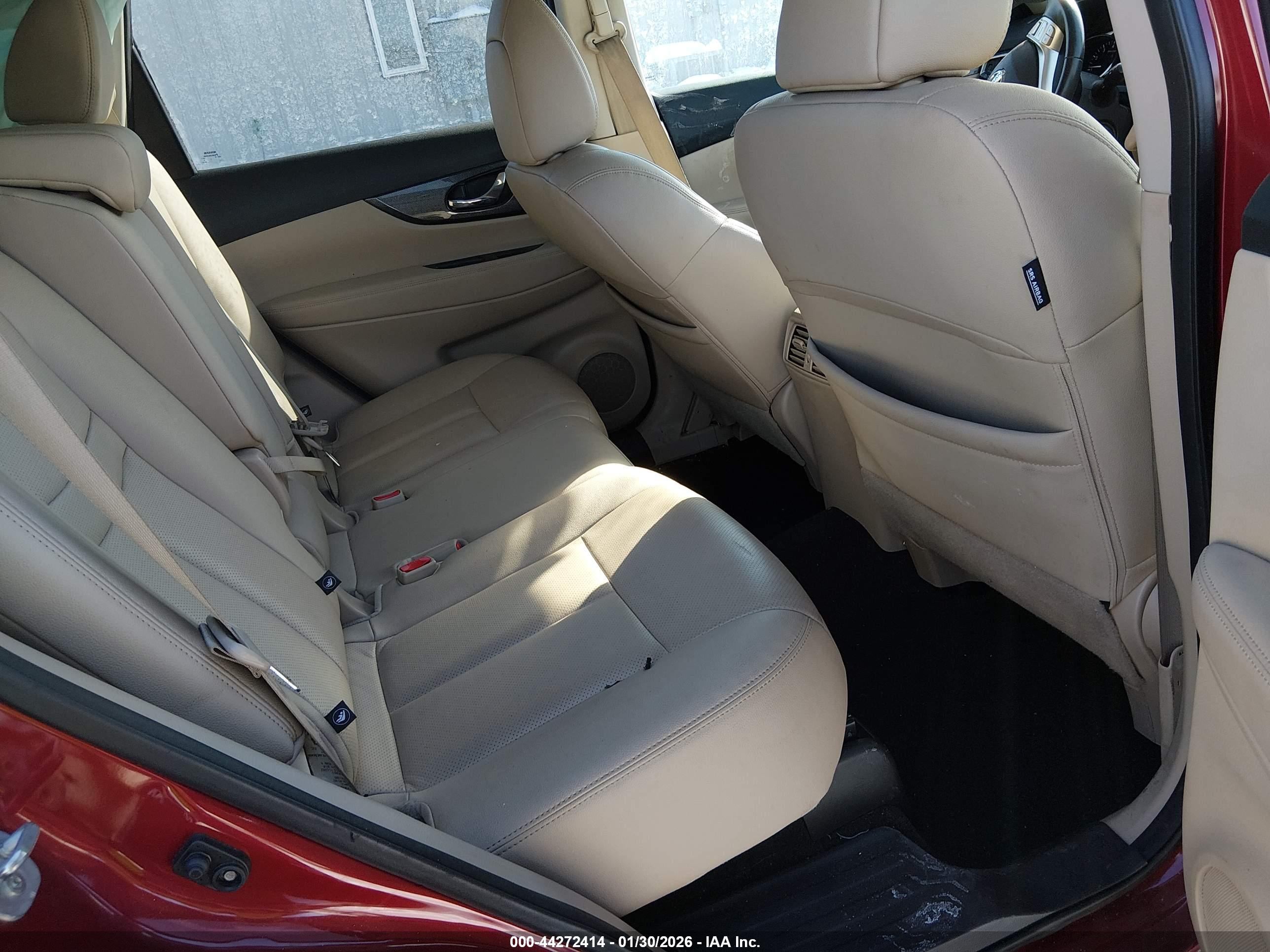 NISSAN ROGUE image 8