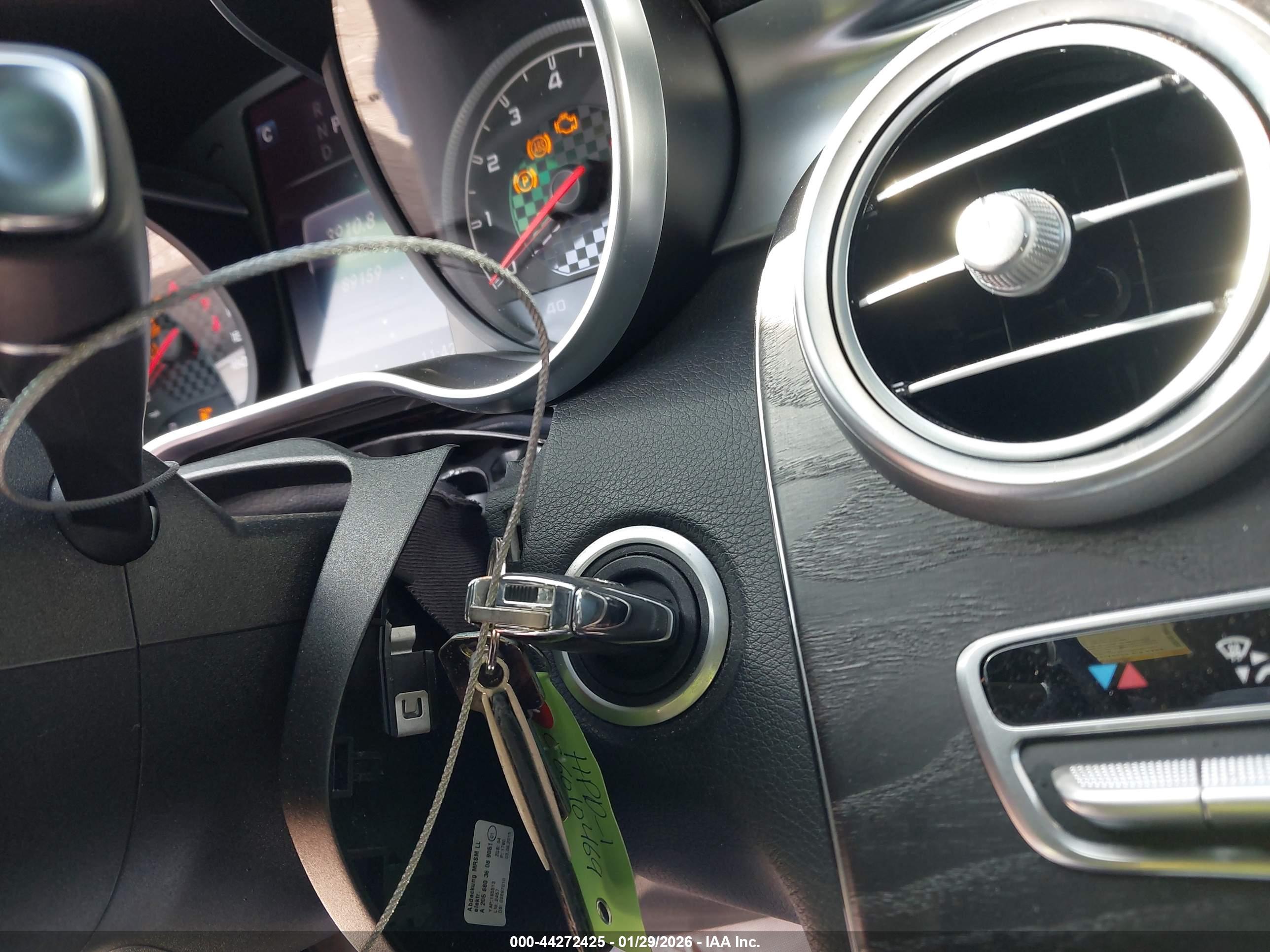 MERCEDES-BENZ C image 11