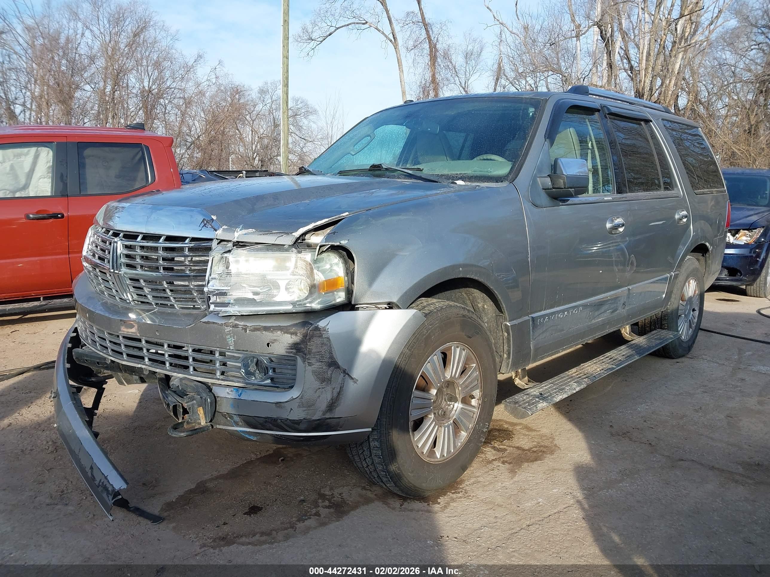 LINCOLN NAVIGATOR image 2
