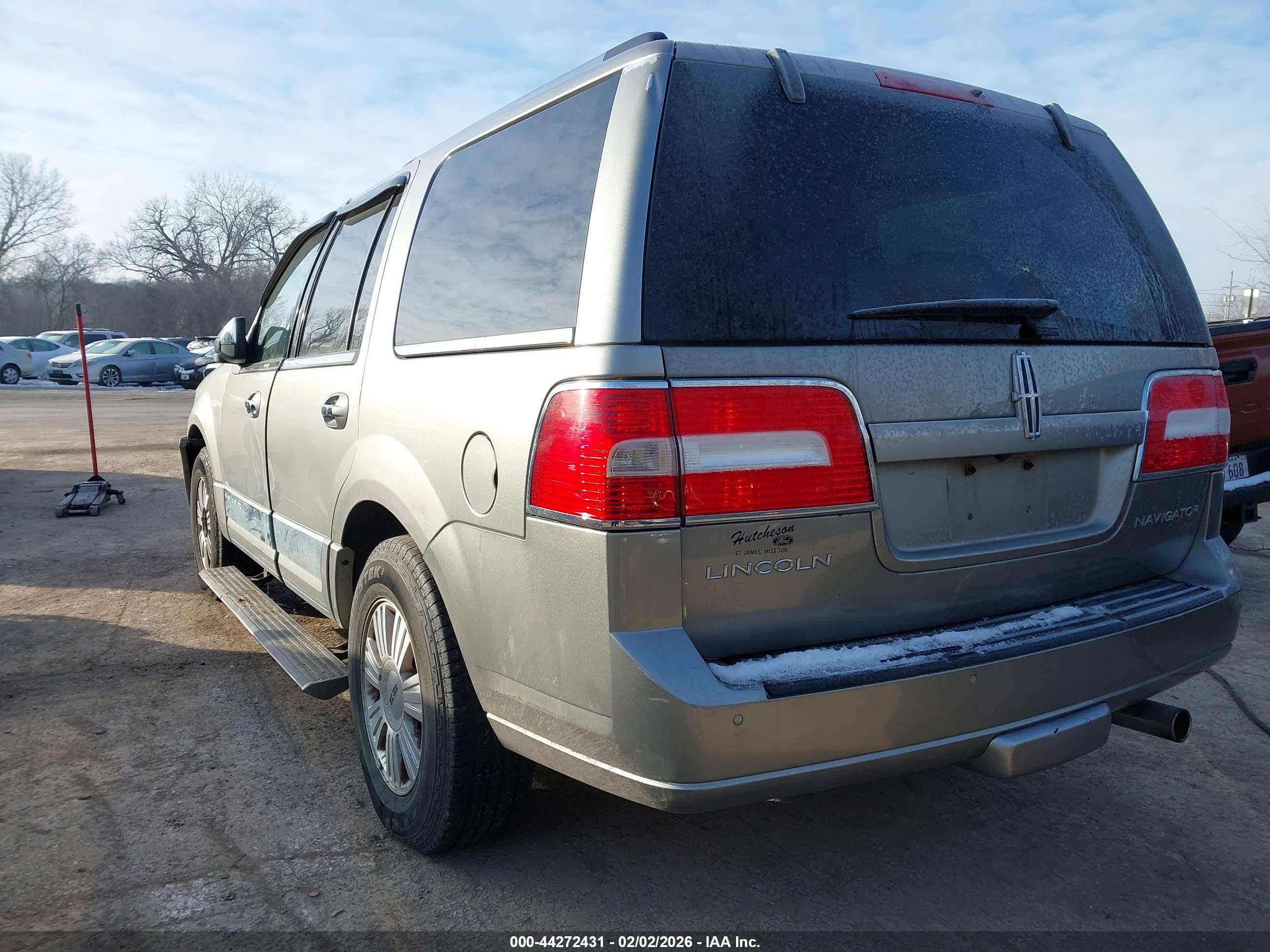 LINCOLN NAVIGATOR image 3