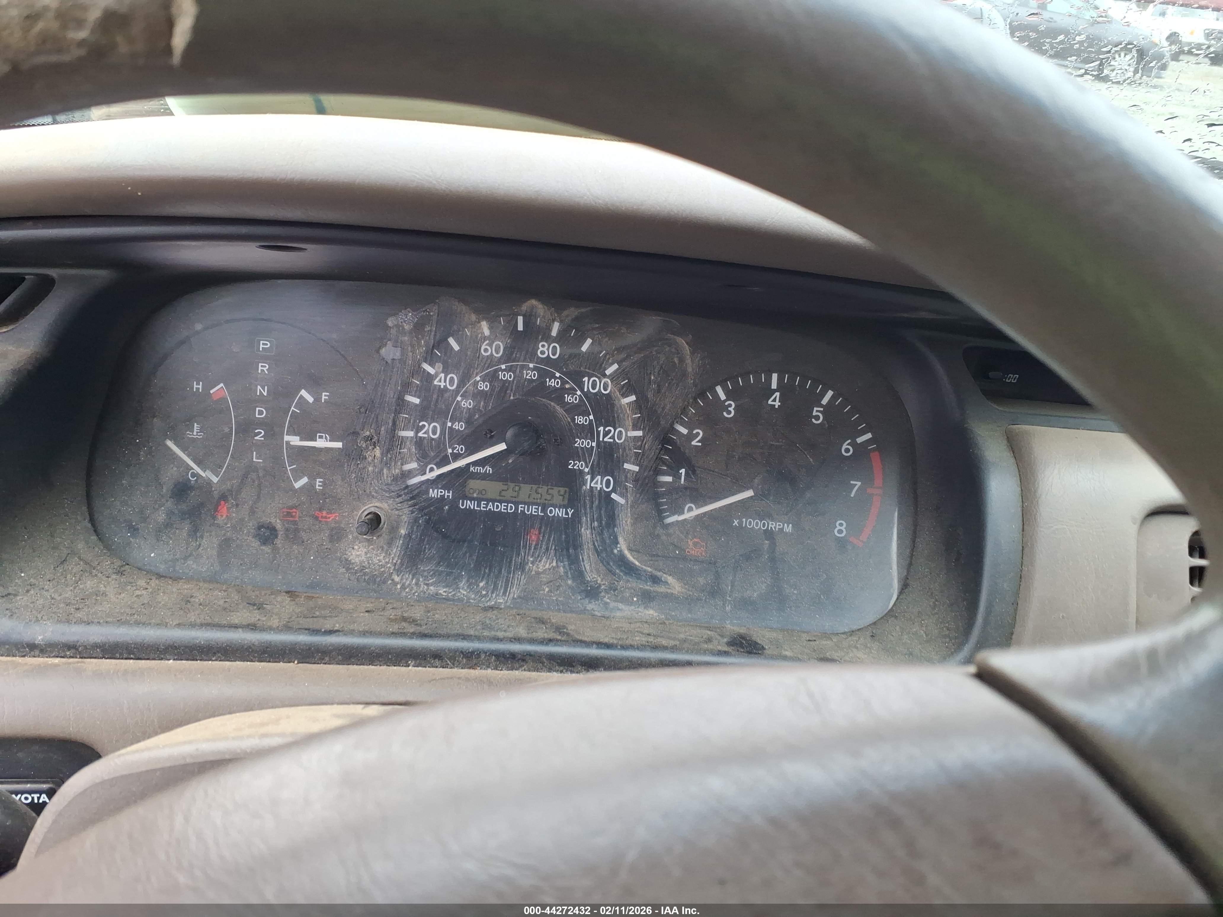 TOYOTA CAMRY image 7