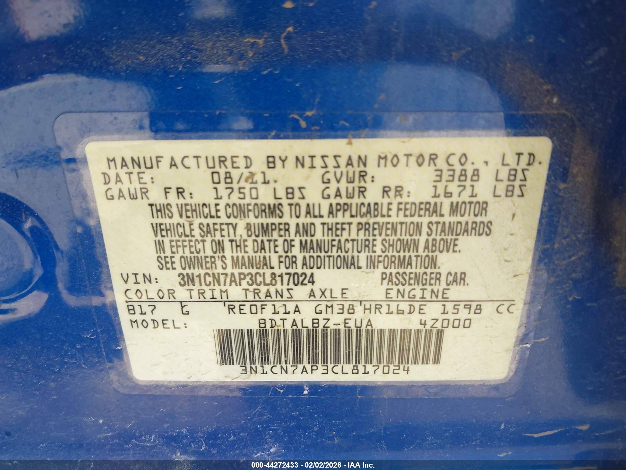 NISSAN VERSA image 9