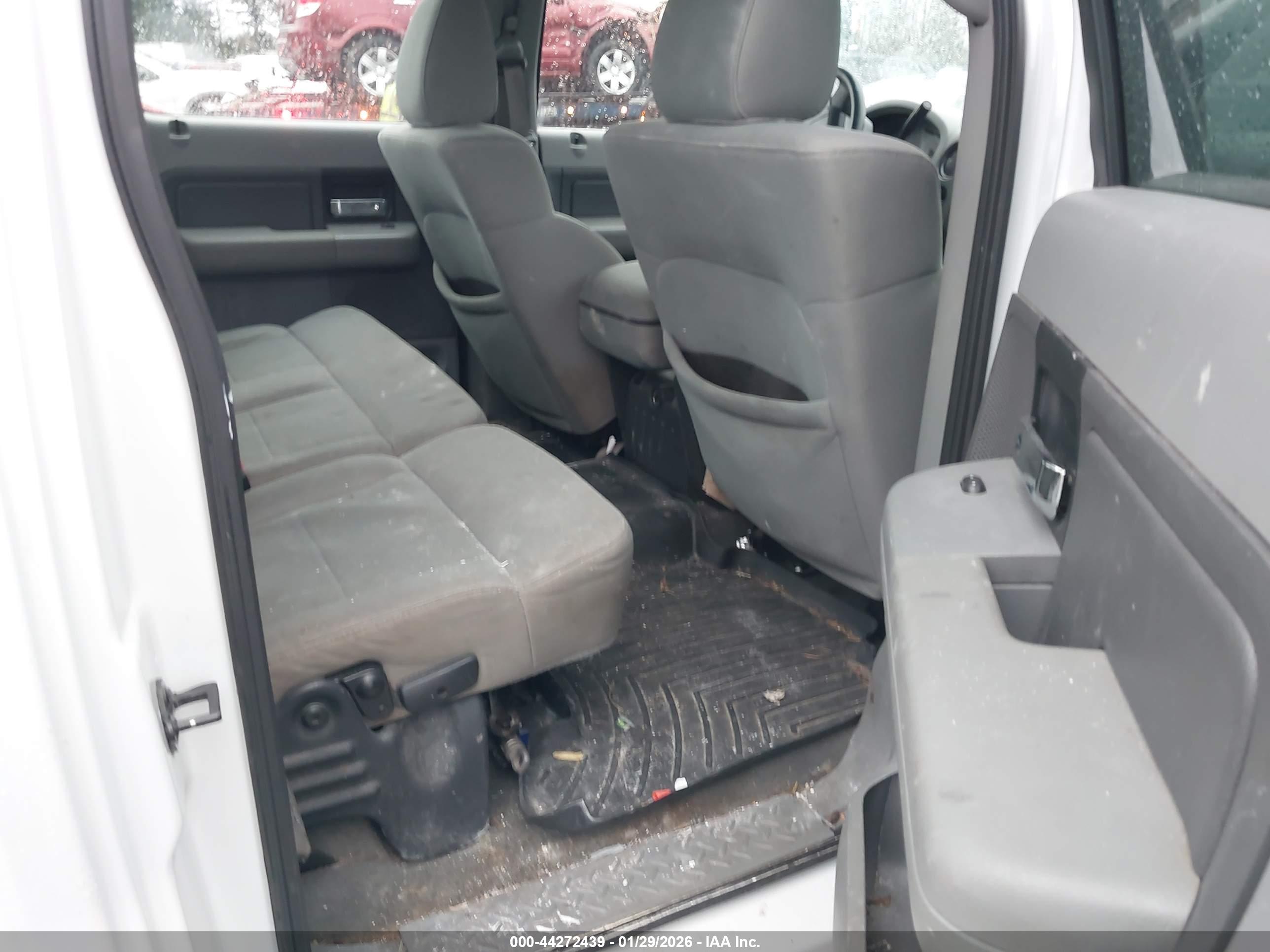 FORD F-150 image 8