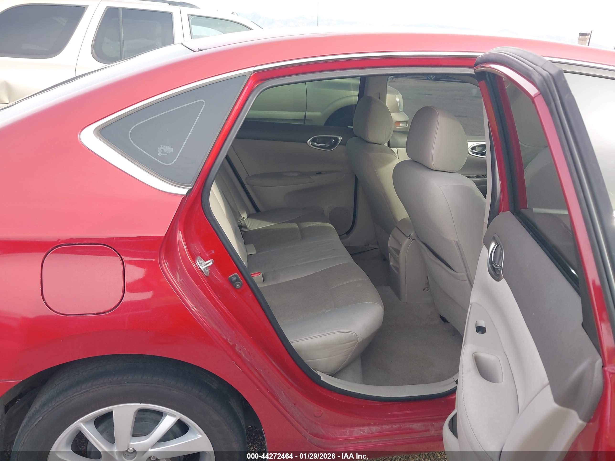 NISSAN SENTRA image 8