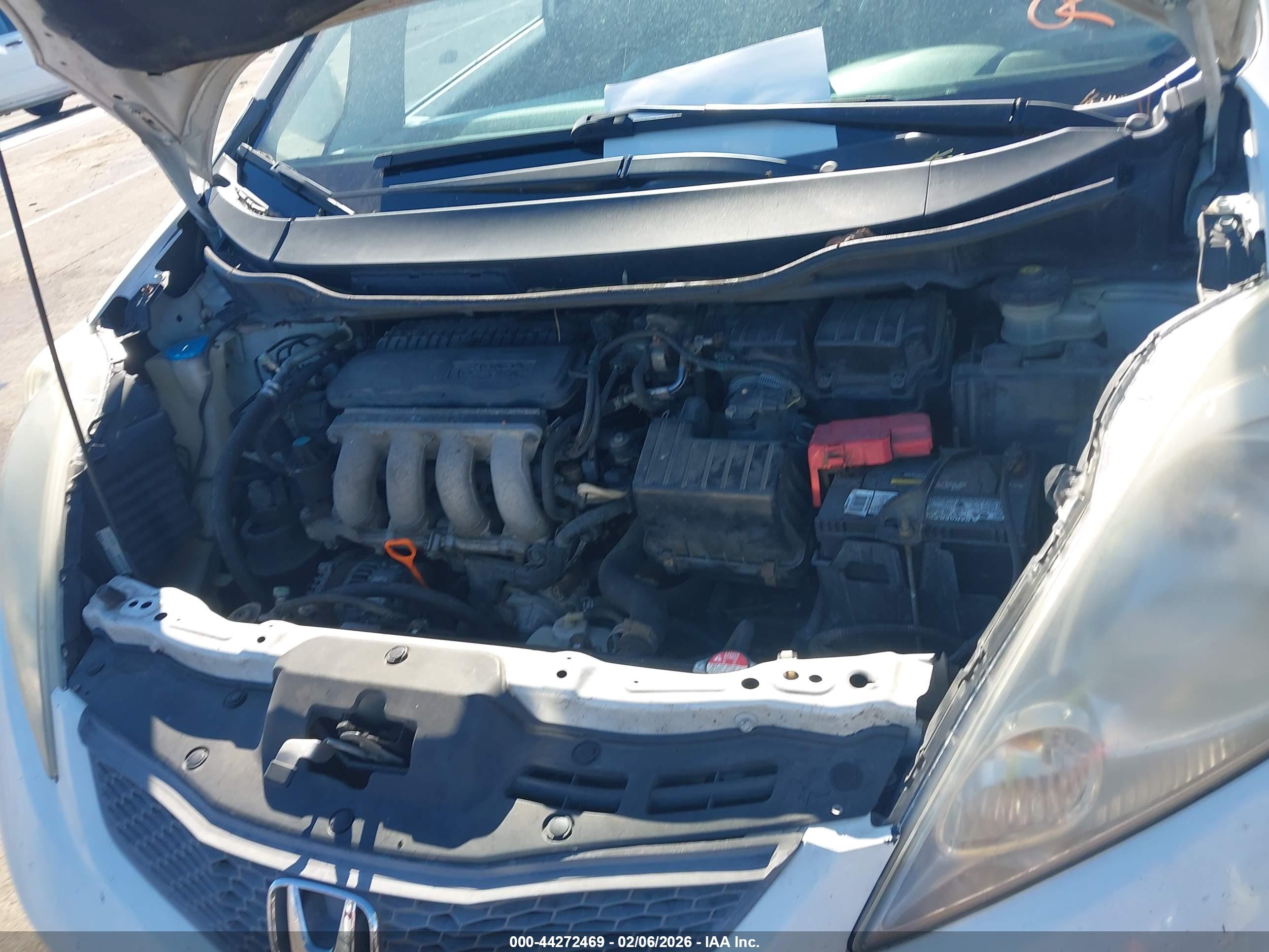 HONDA FIT image 10