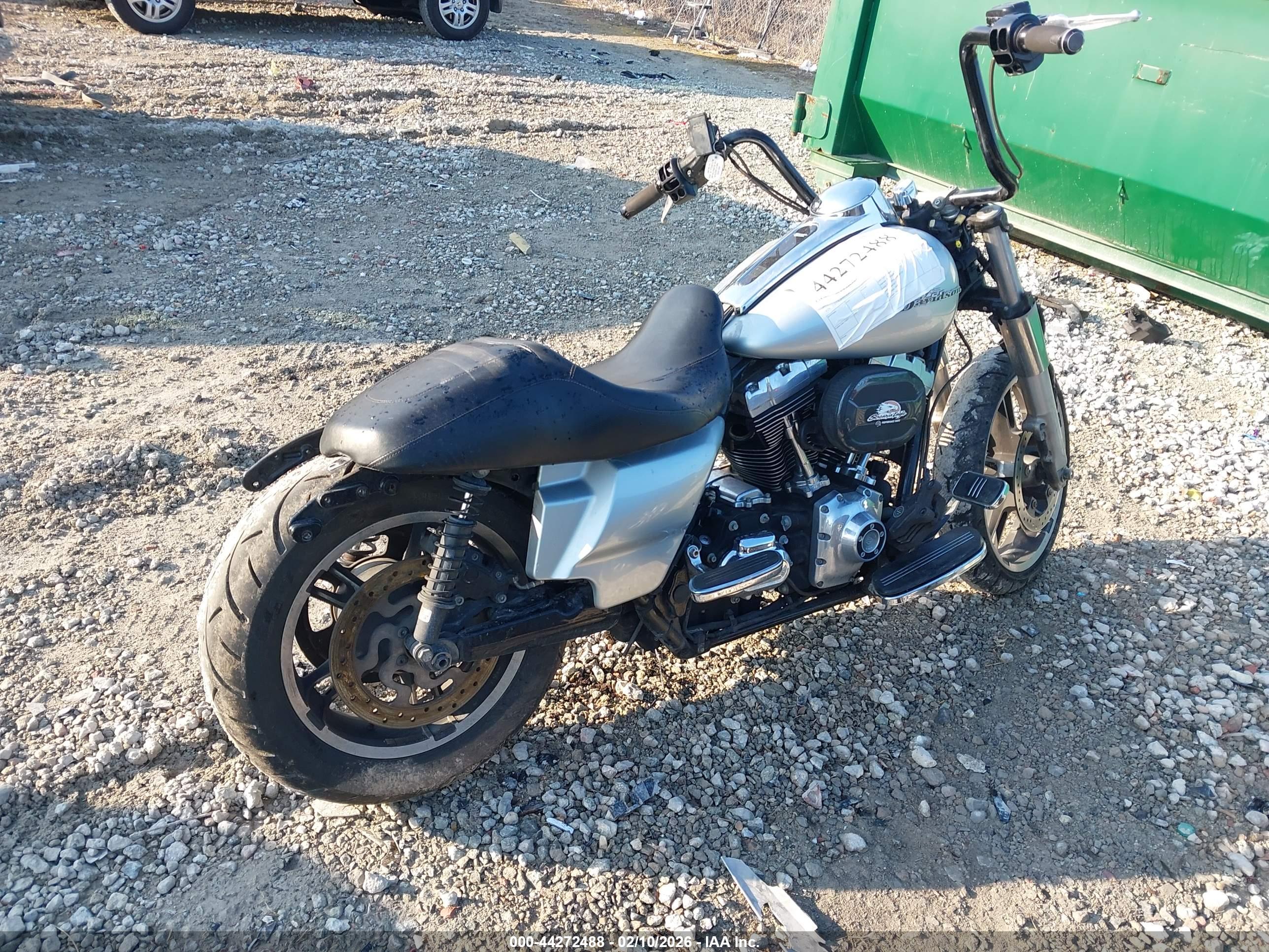 HARLEY-DAVIDSON FLHX image 4