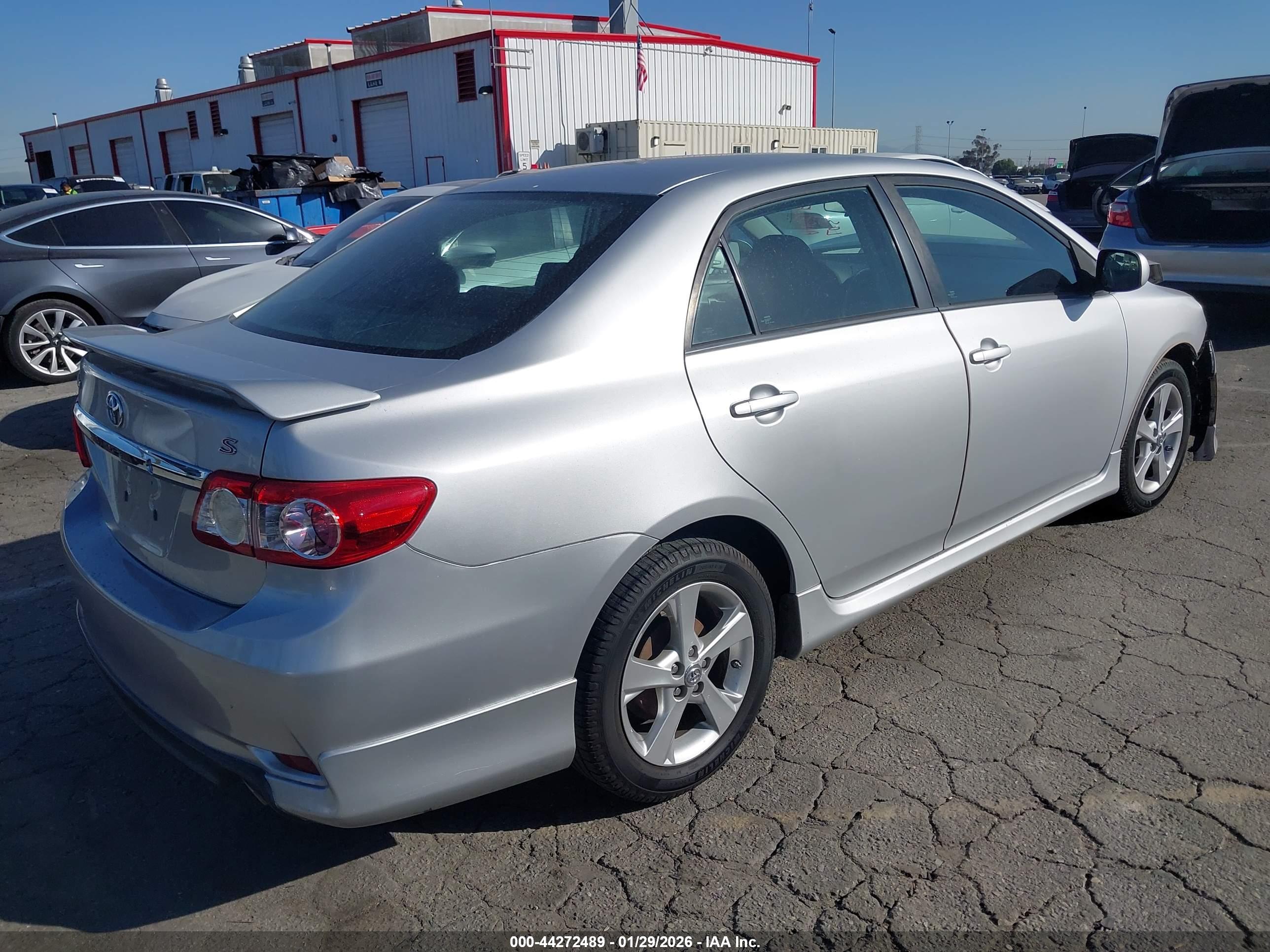 TOYOTA COROLLA image 4