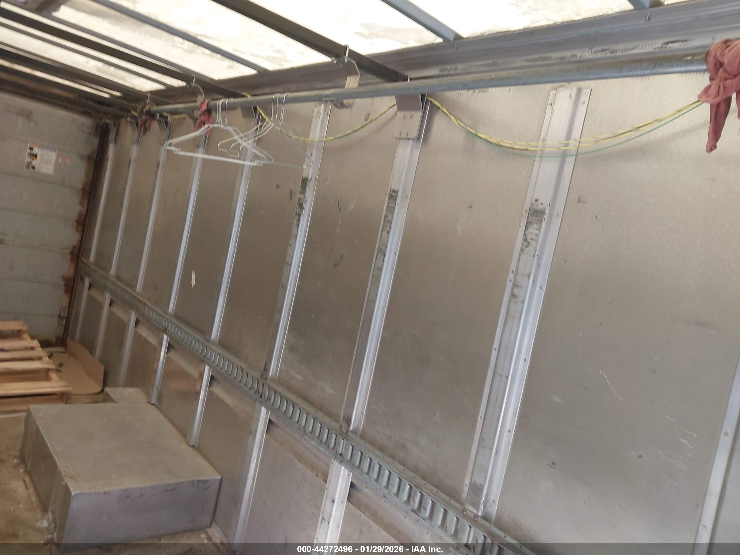 FORD E-450 image 7