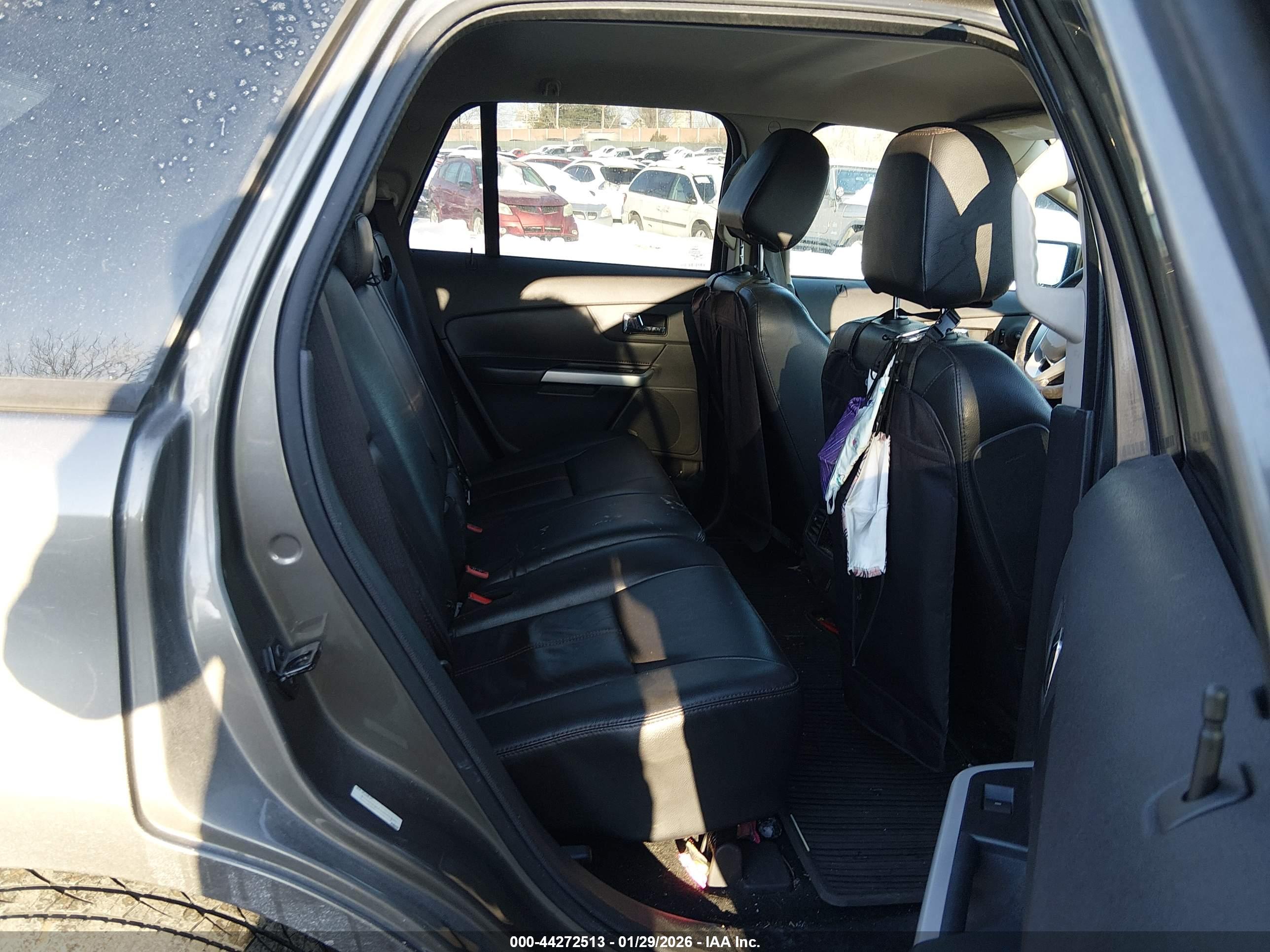 FORD EDGE image 8