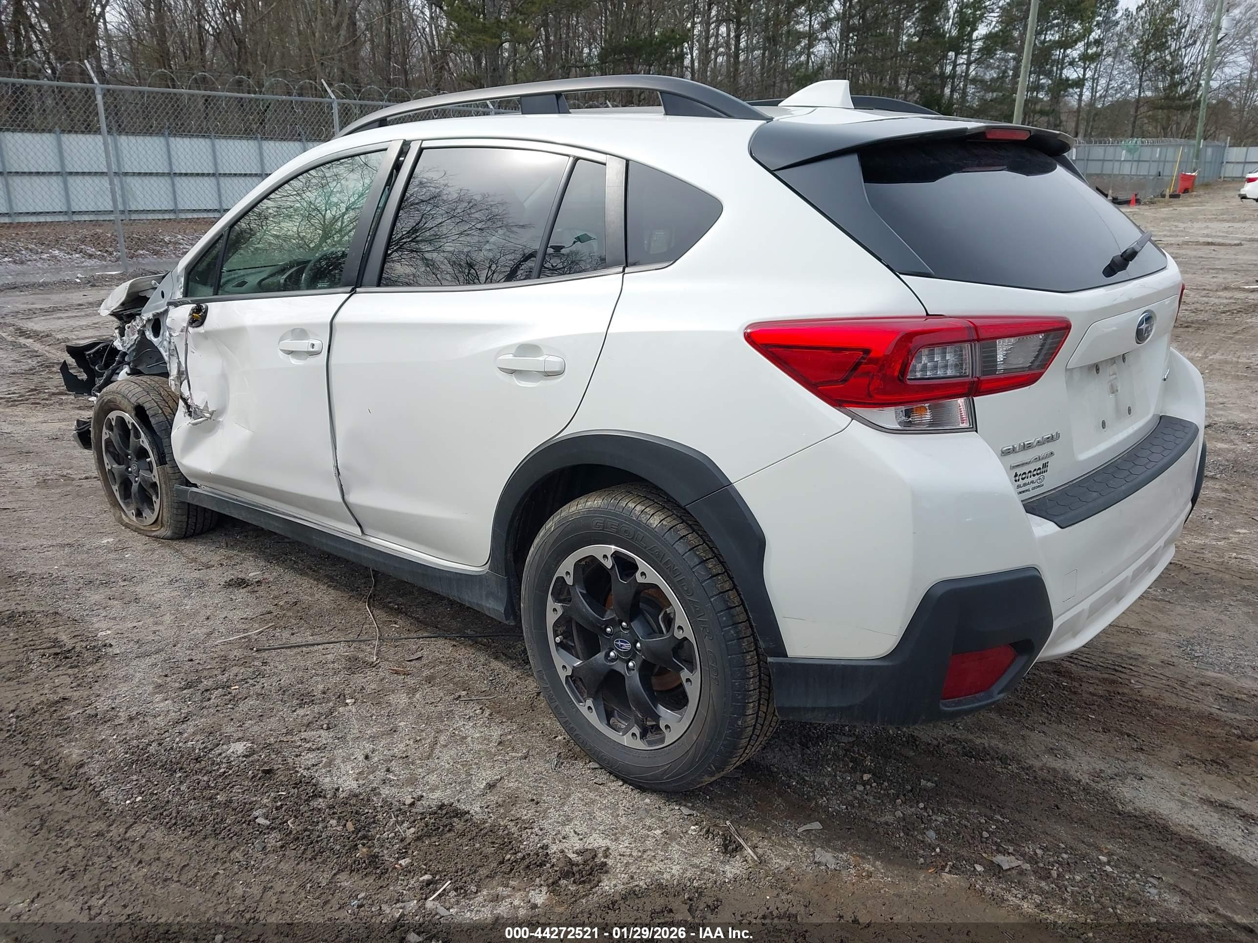 SUBARU CROSSTREK image 3