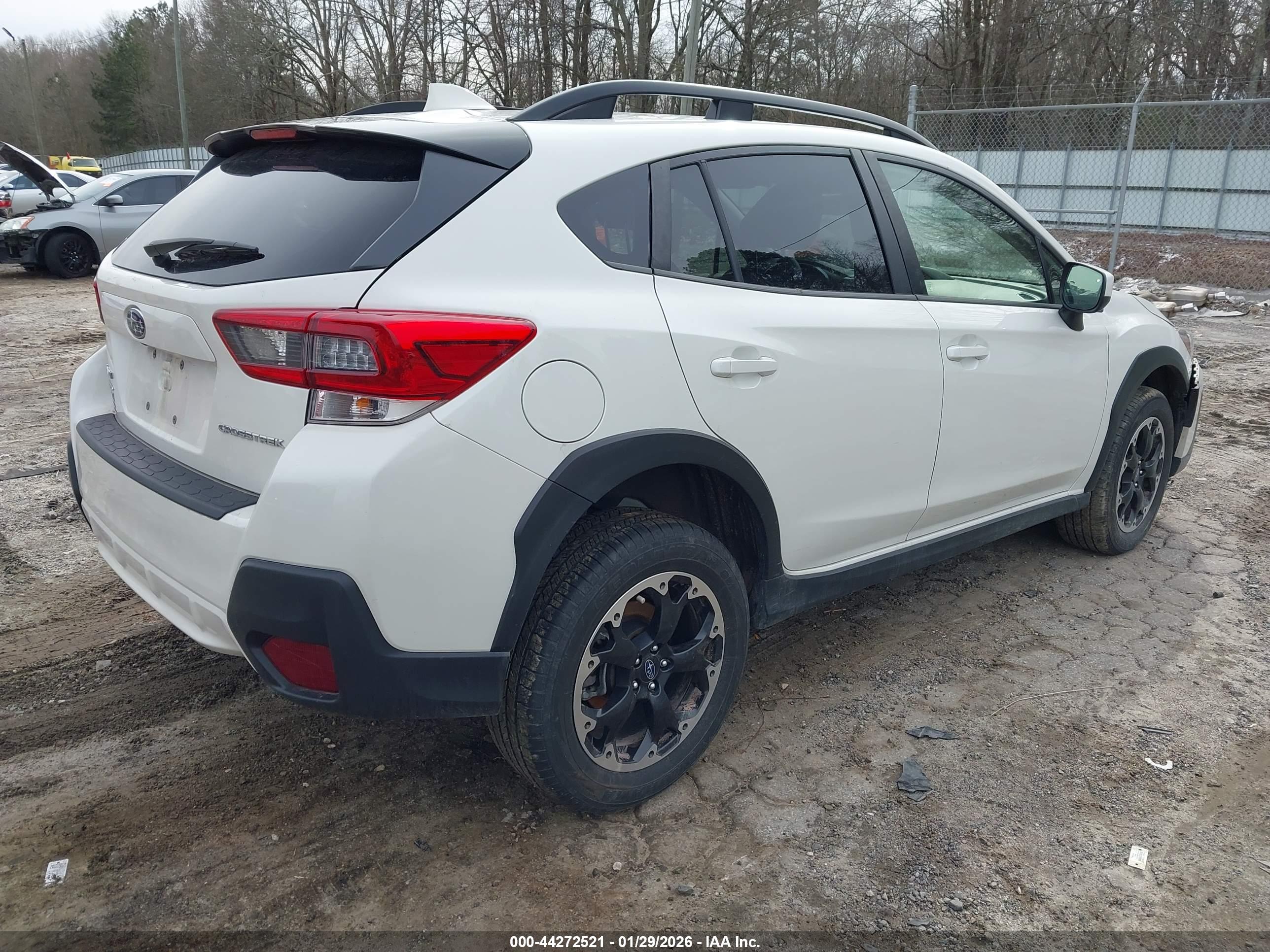 SUBARU CROSSTREK image 4