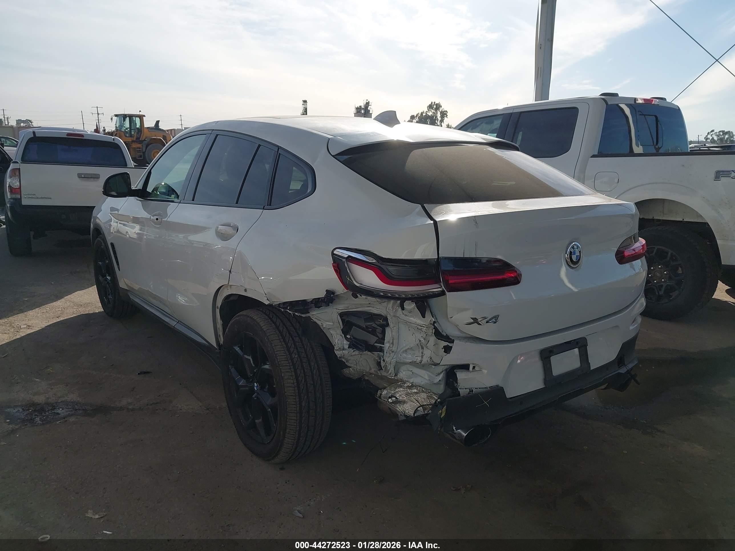 BMW X4 image 3
