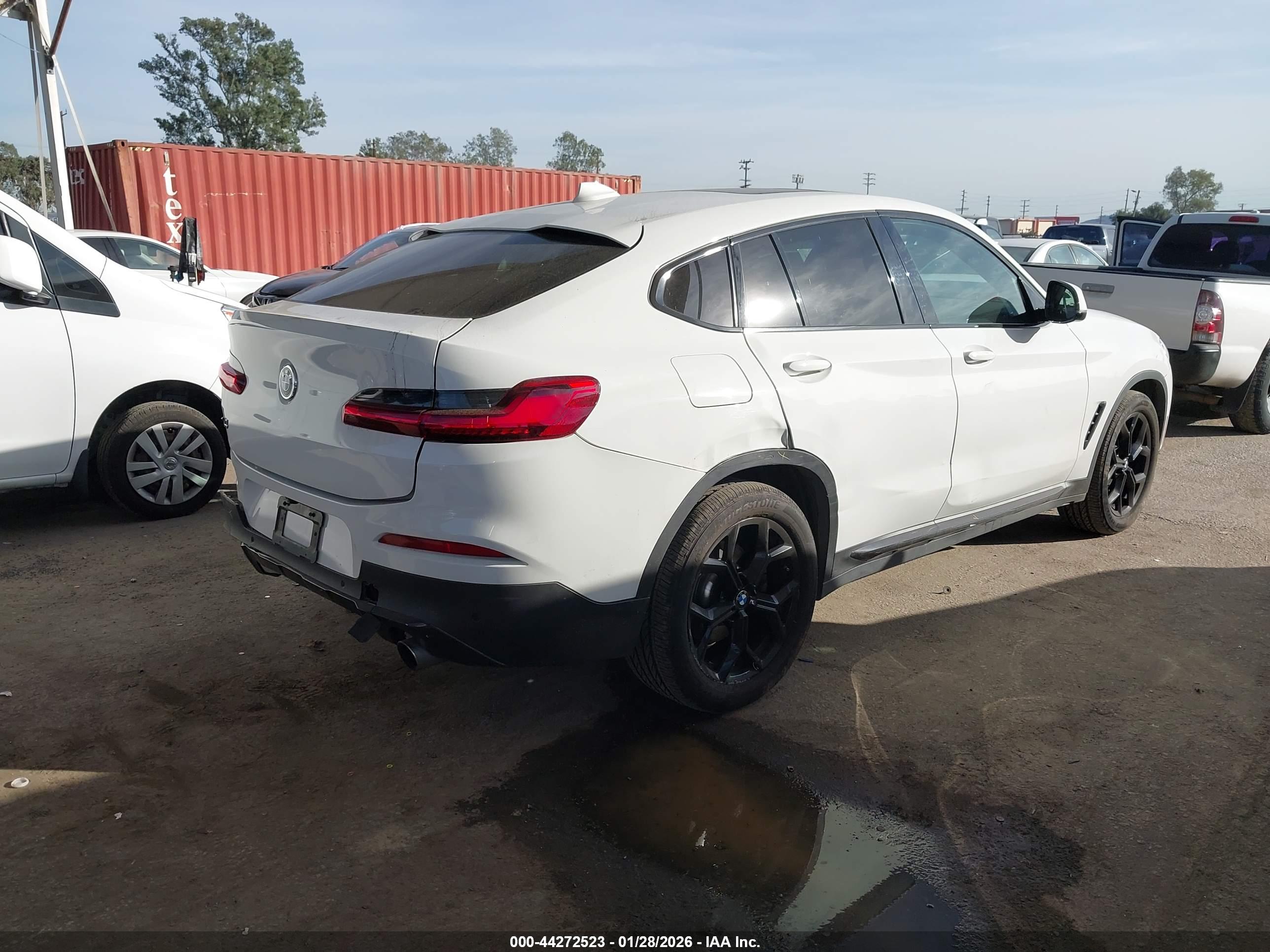 BMW X4 image 4