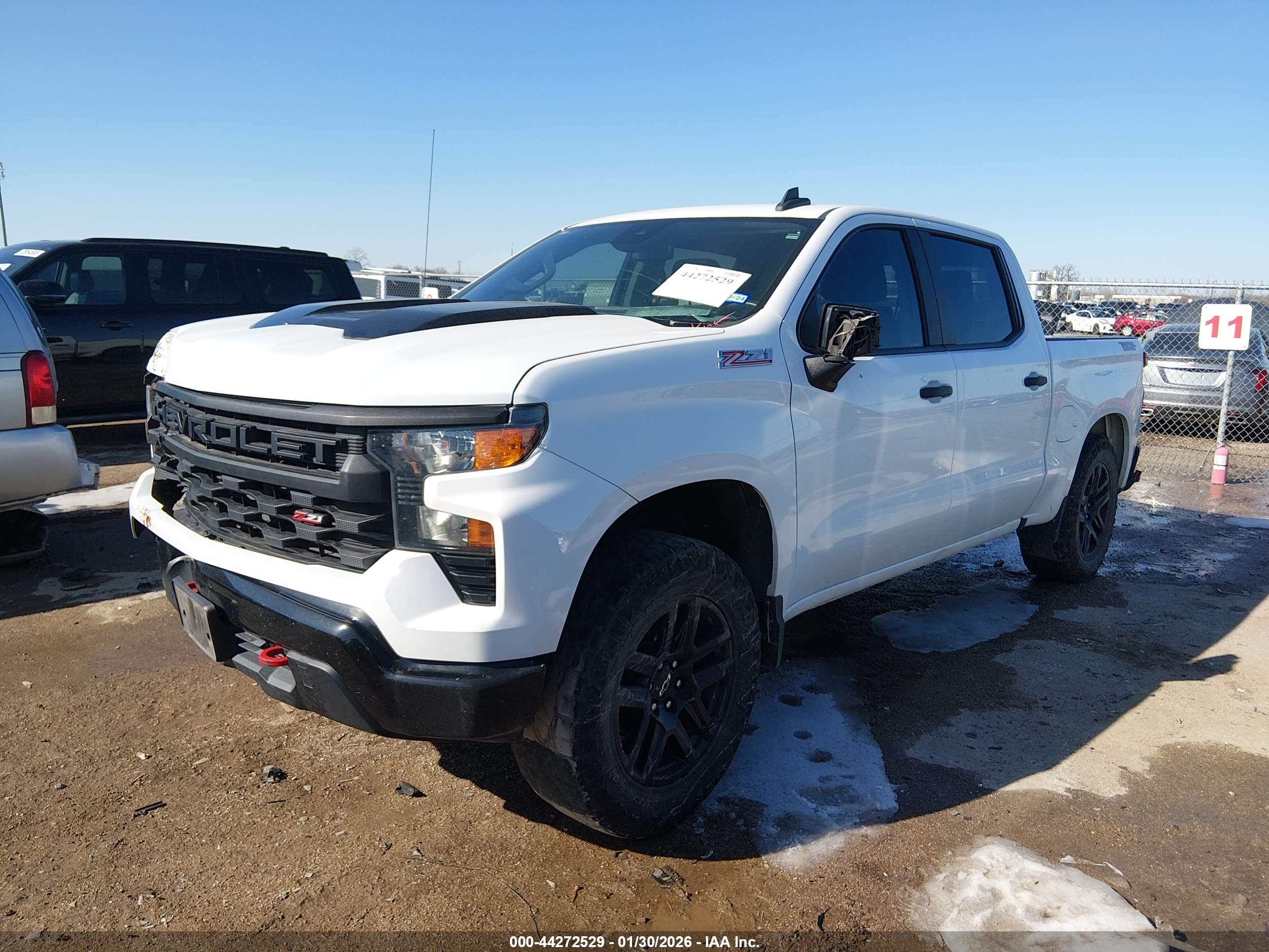 CHEVROLET SILVERADO image 2