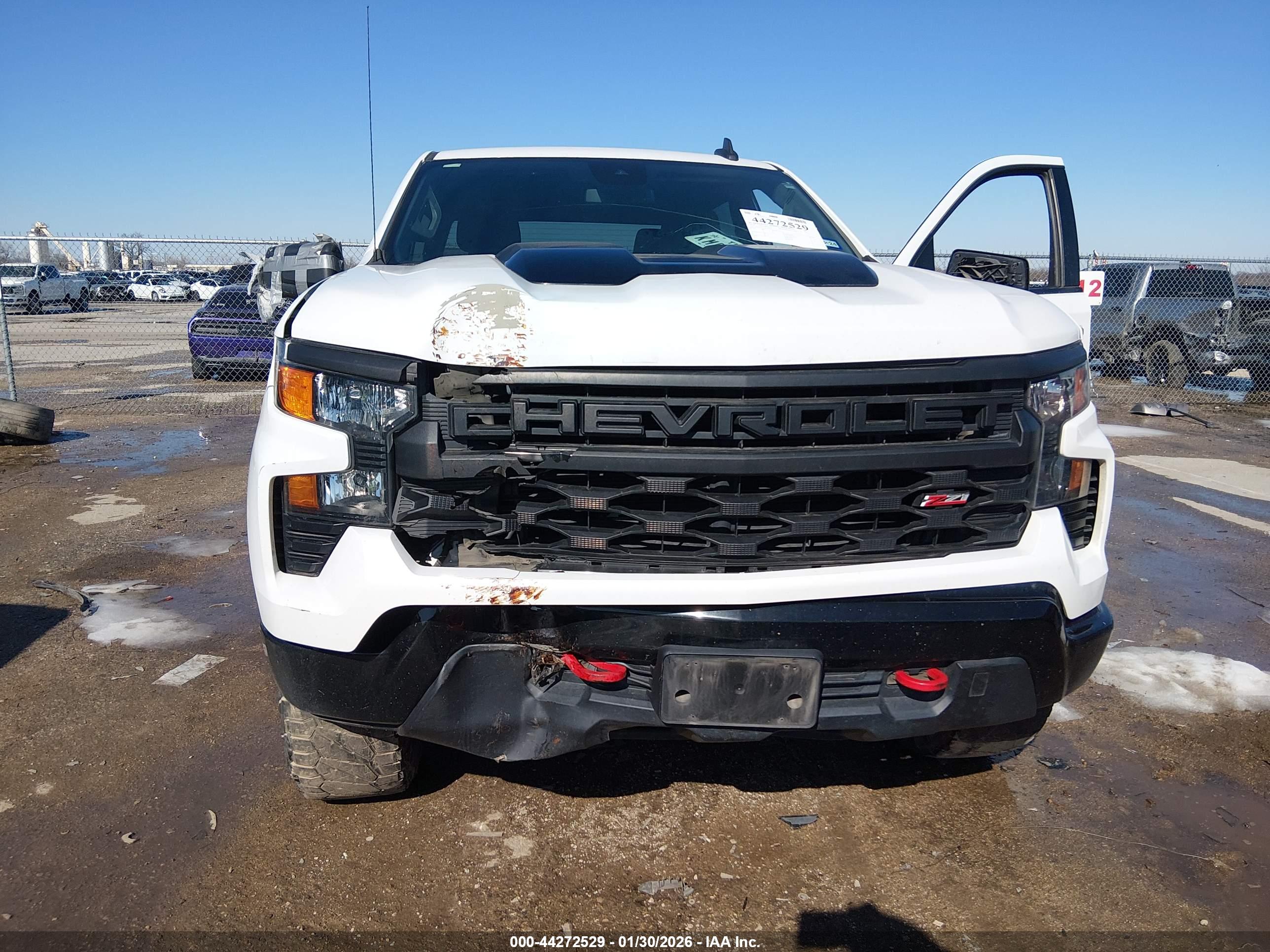 CHEVROLET SILVERADO image 6