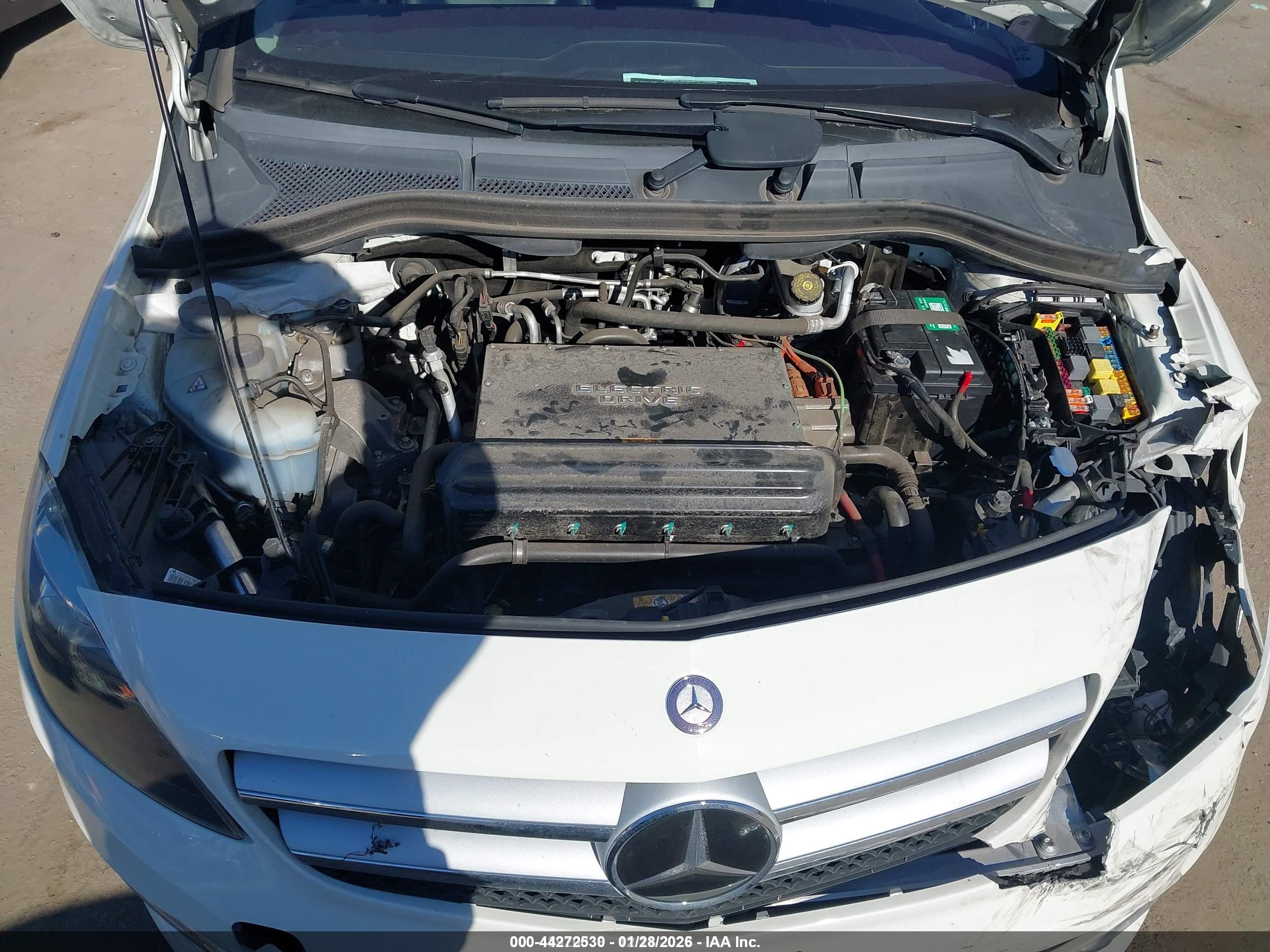 MERCEDES-BENZ B-CLASS image 10