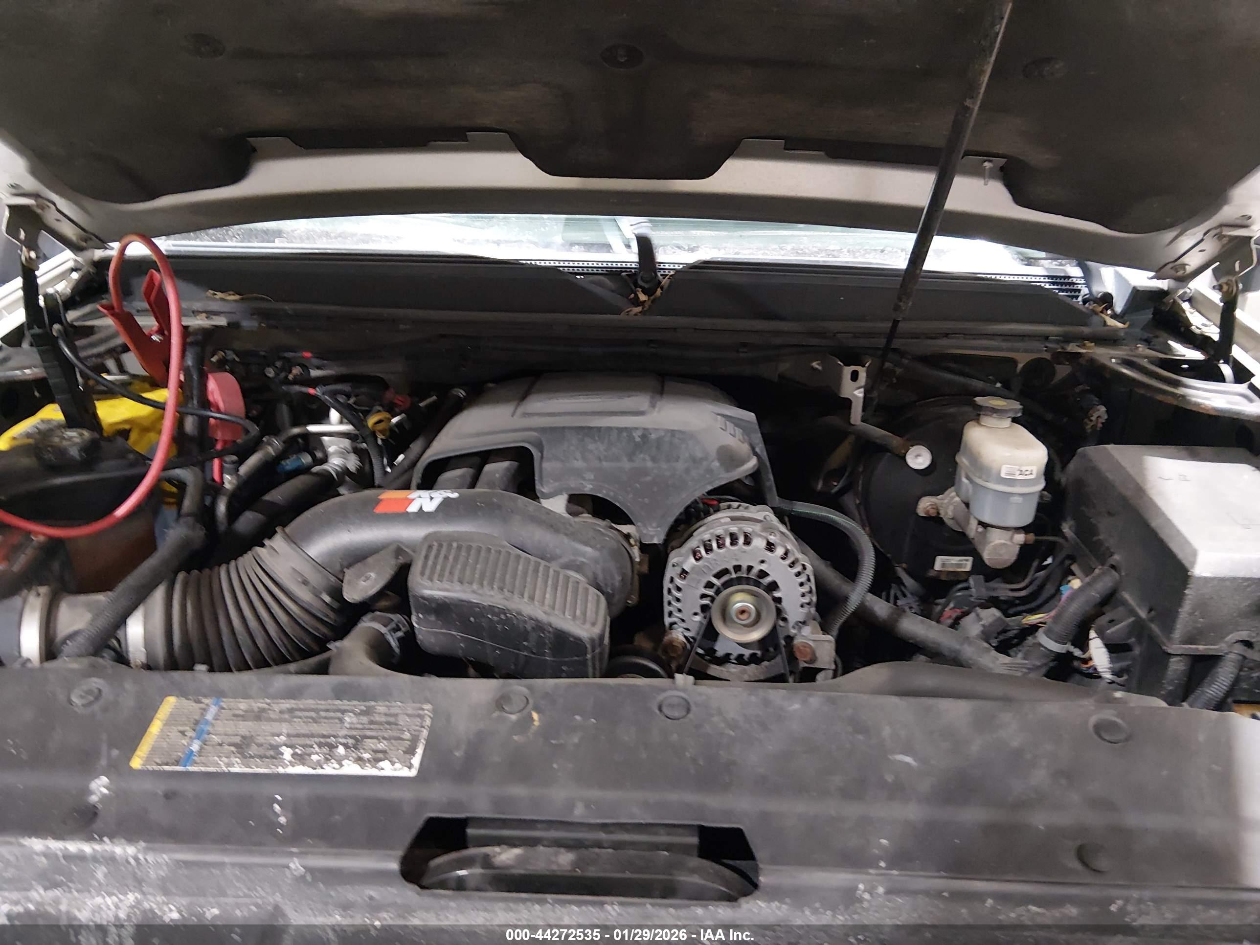 CHEVROLET TAHOE image 10